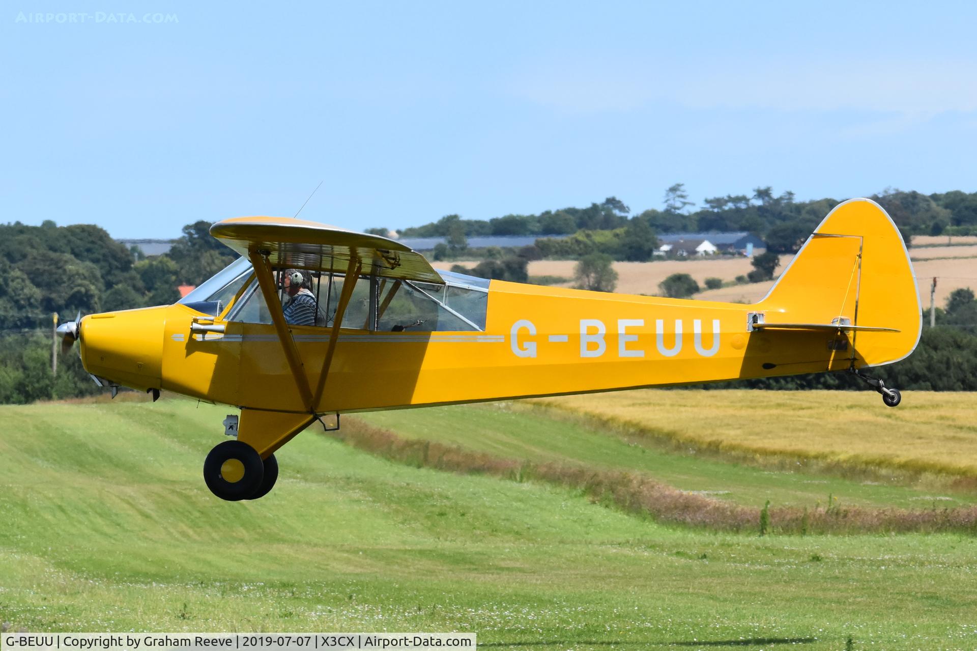 G-BEUU, 1951 Piper L-18C Super Cub (PA-18-95) C/N 18-1551, Departing from Northrepps.