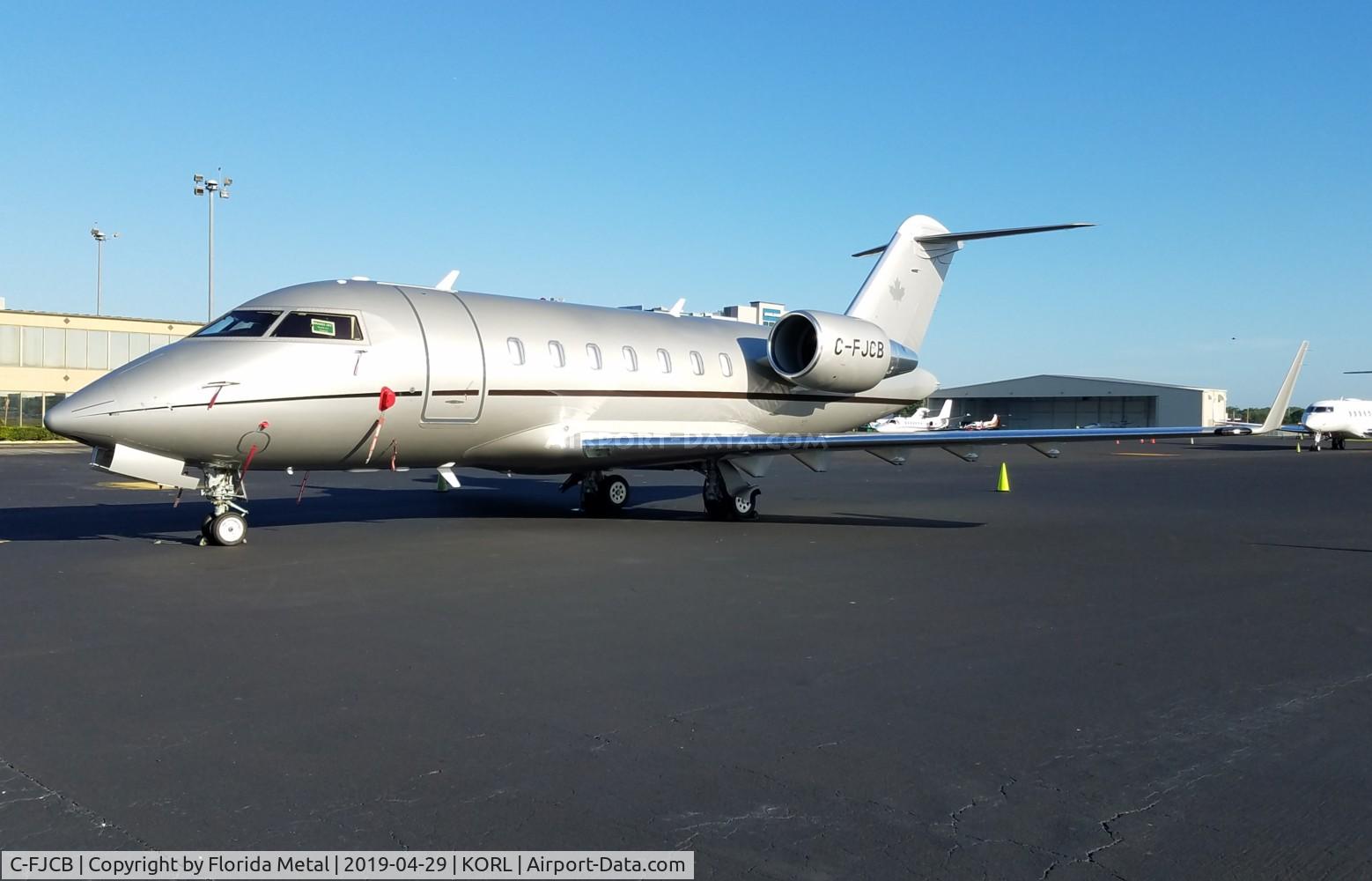 C-FJCB, 2007 Bombardier Challenger 300 (BD-100-1A10) C/N 20192, Challenger 300