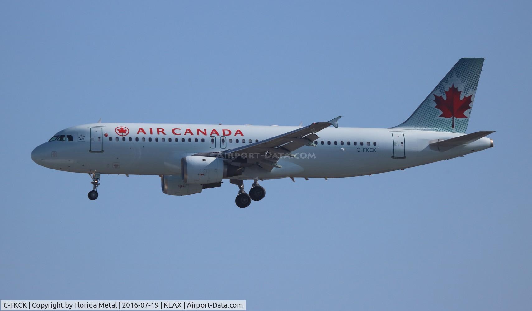 C-FKCK, 1991 Airbus A320-211 C/N 265, LAX spotting