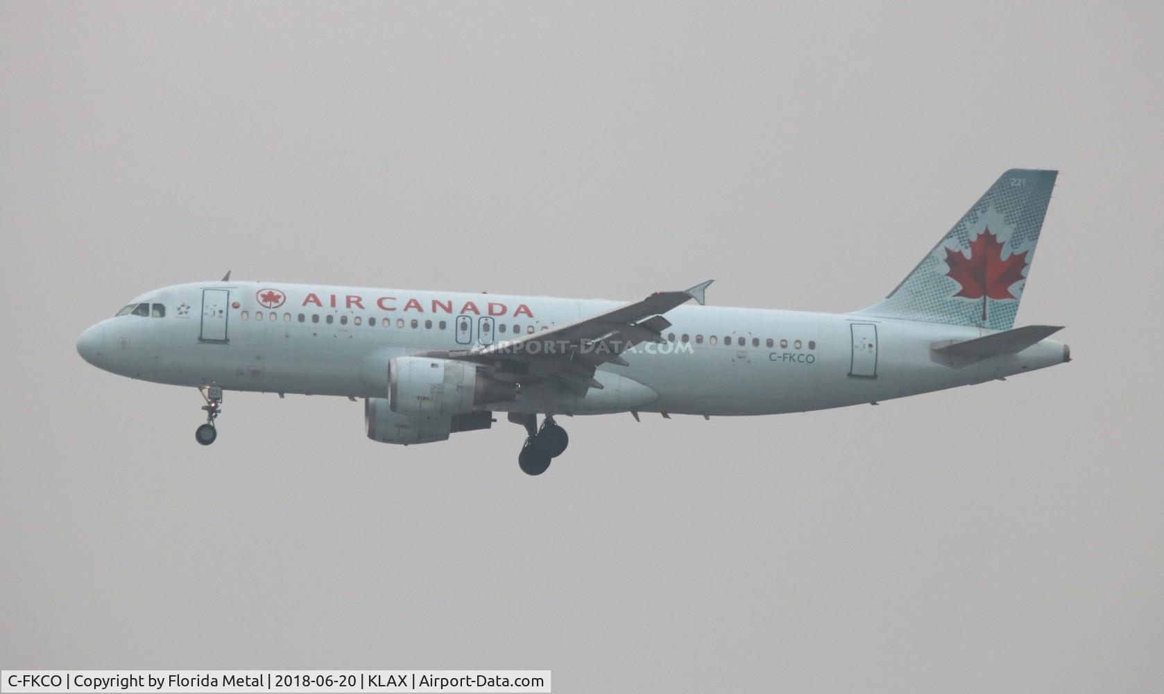 C-FKCO, 1991 Airbus A320-211 C/N 277, LAX spotting