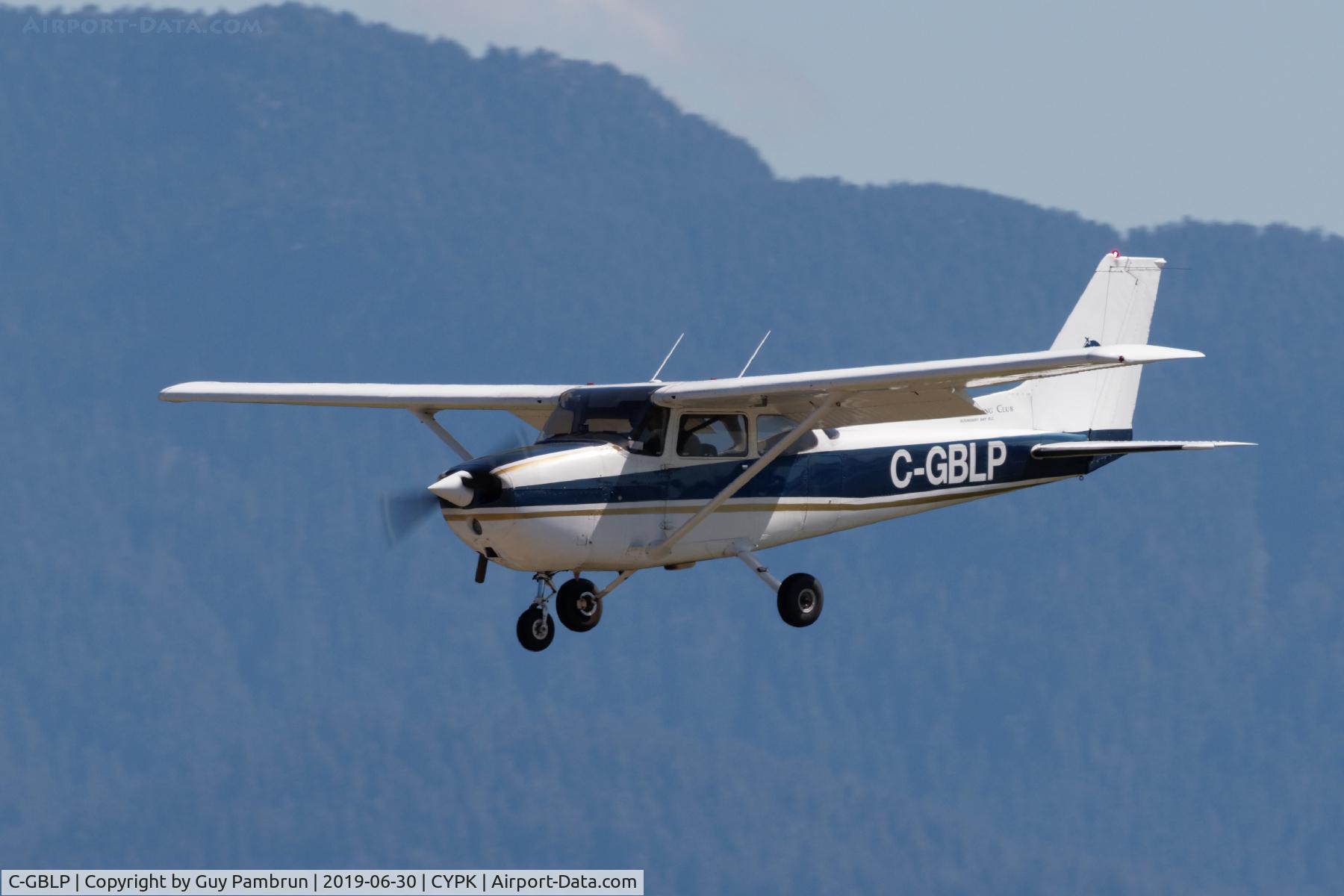 C-GBLP, 1981 Cessna 172P C/N 17274670, Landing