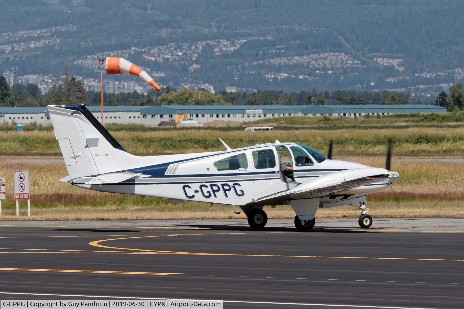 C-GPPG, 1961 Beech N35 Bonanza C/N D-6706, Departing
