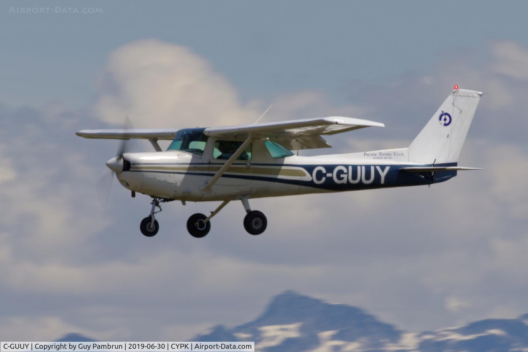 C-GUUY, 1979 Cessna 152 C/N 15282211, Landing