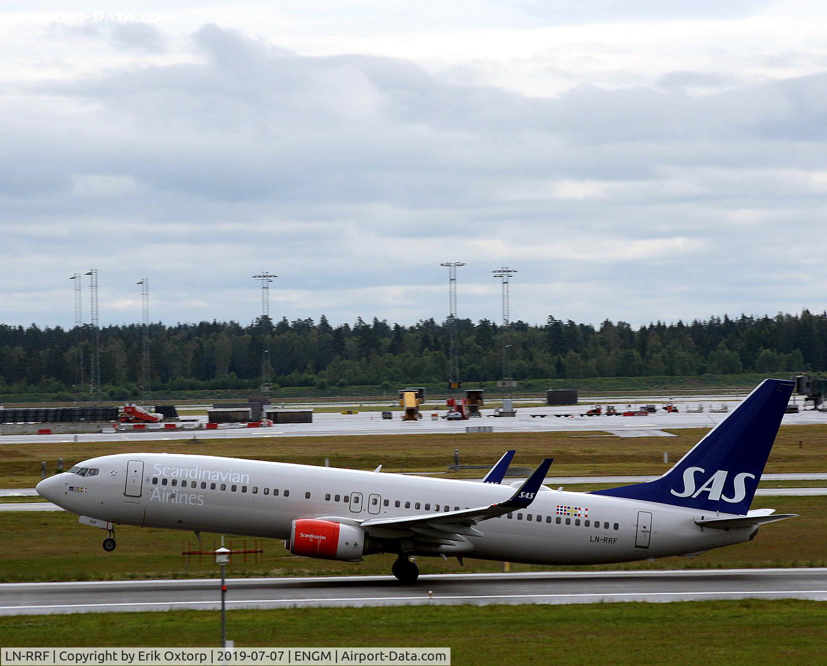 LN-RRF, 2008 Boeing 737-85P C/N 35707, LN-RRF taking off rw 01L