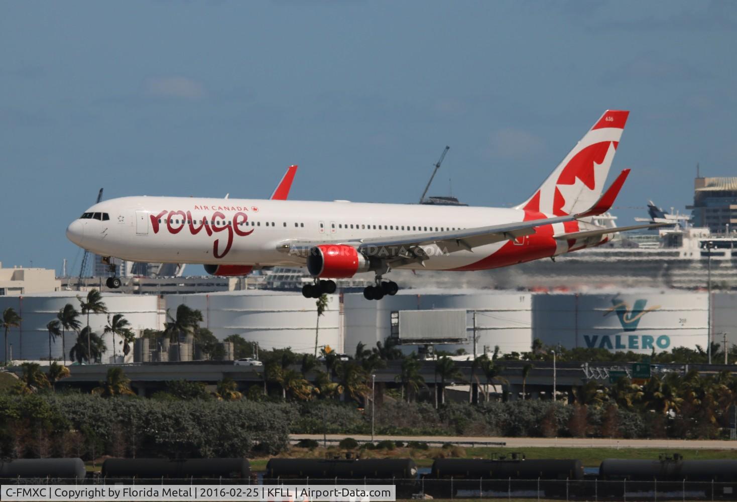 C-FMXC, 1996 Boeing 767-333/ER C/N 25588, FLL spotting