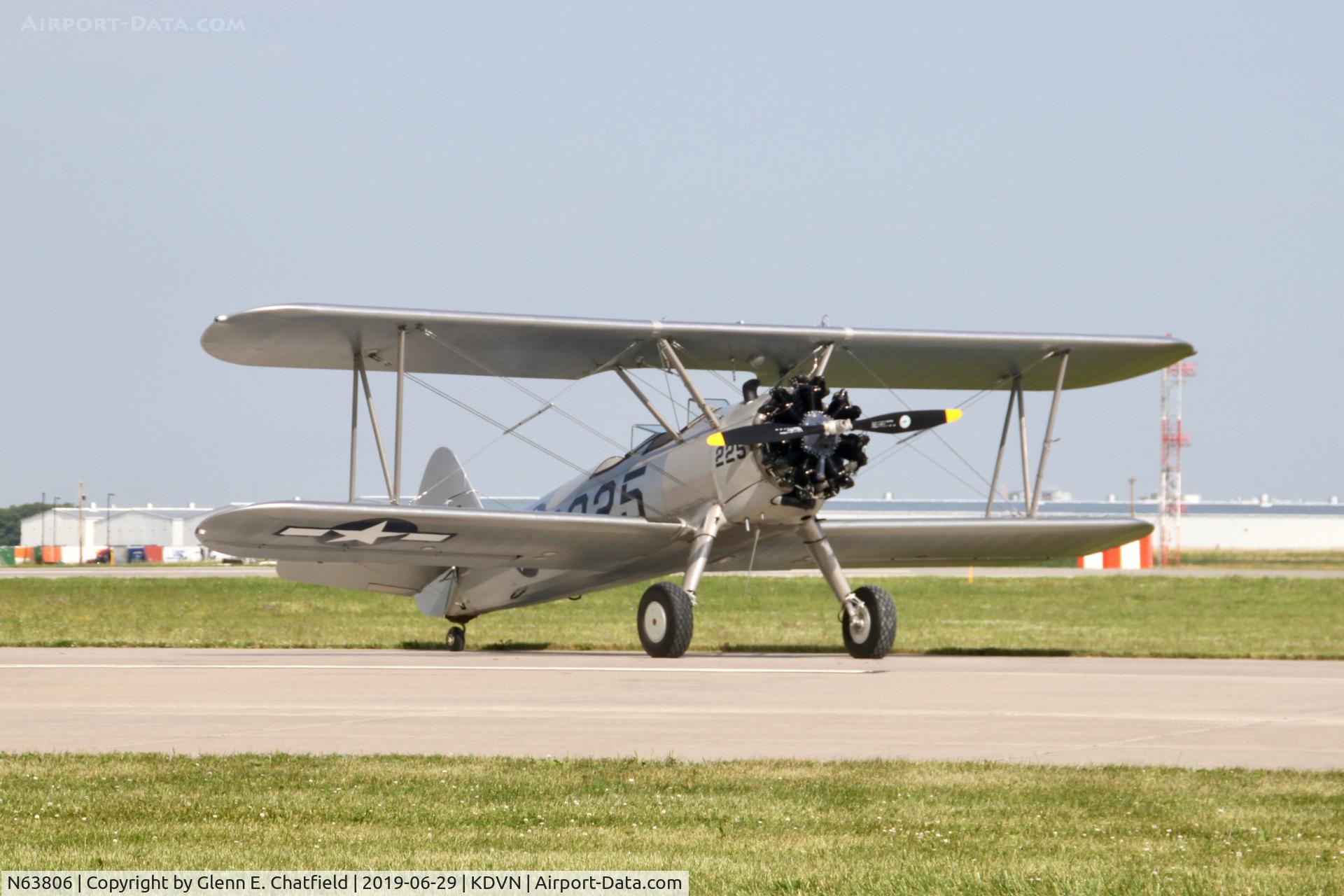N63806, 1946 Boeing A75N1(PT17) C/N 75-4567, At the Quad Cities Air Show