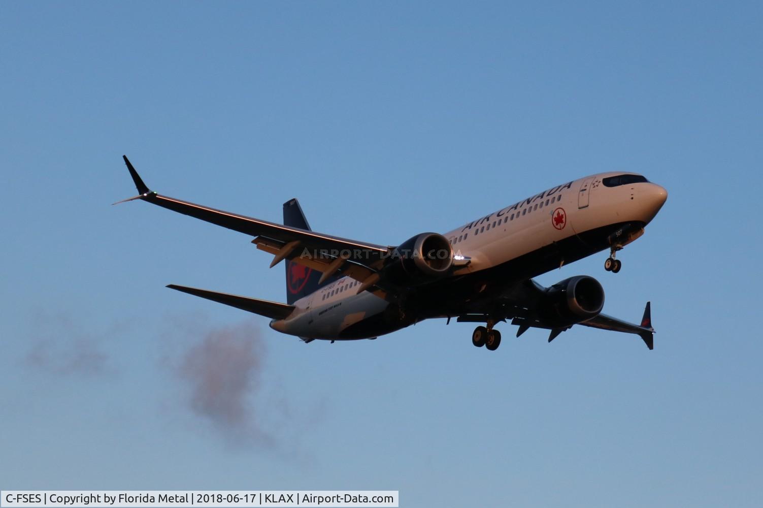 C-FSES, 2018 Boeing 737-8 MAX C/N 61213, LAX spotting