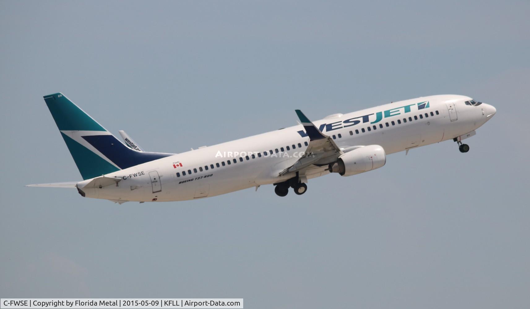 C-FWSE, 2009 Boeing 737-8CT C/N 36690, FLL spotting