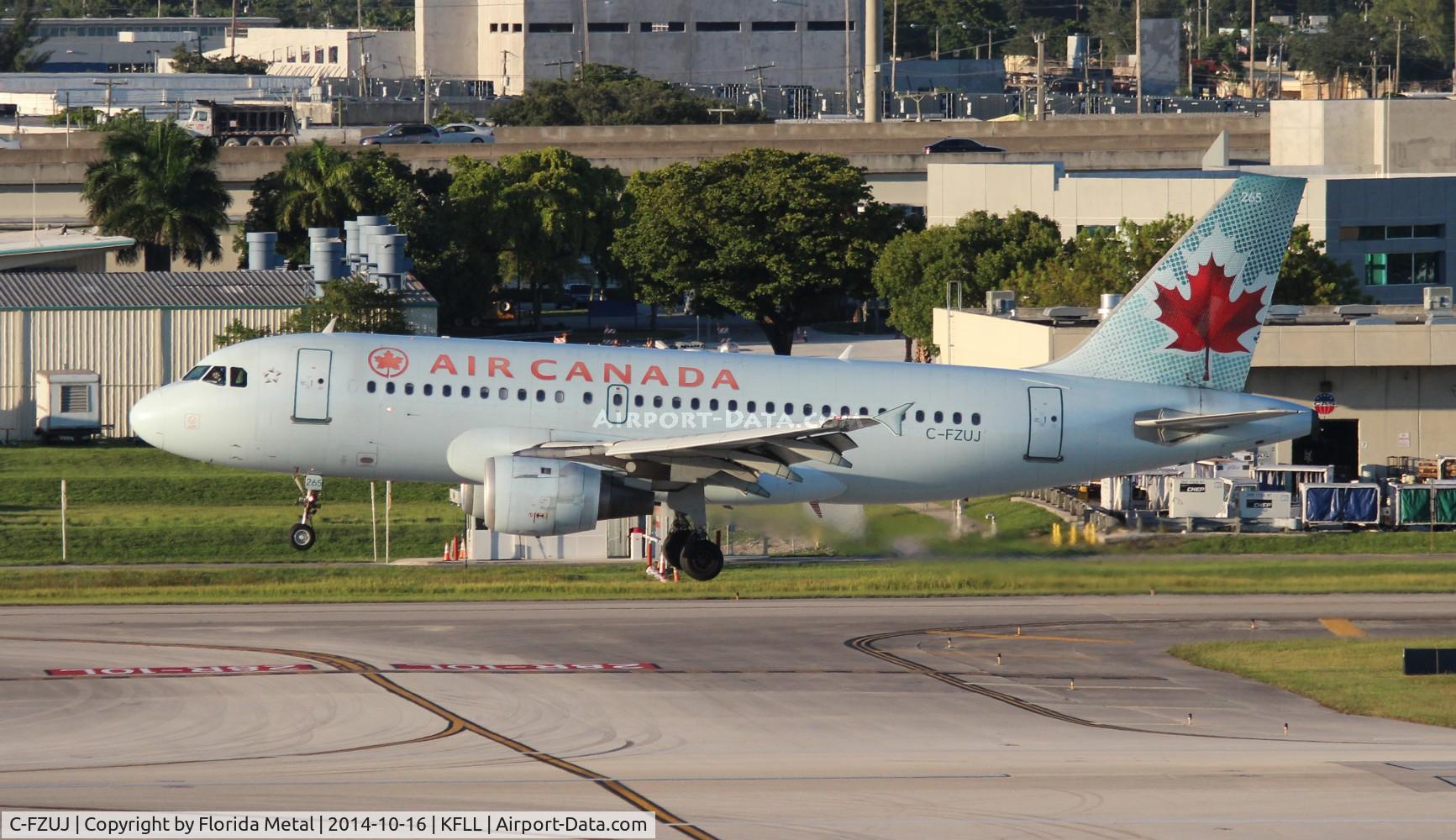 C-FZUJ, 1997 Airbus A319-114 C/N 719, FLL spotting