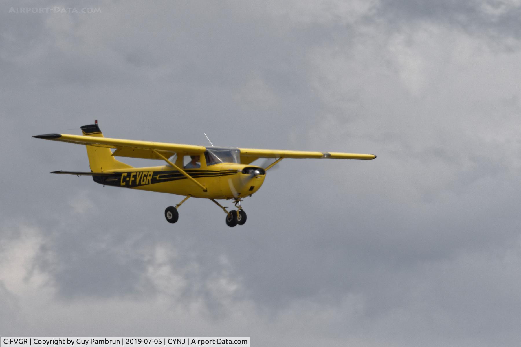 C-FVGR, 1966 Cessna 150G C/N 15065223, Landing
