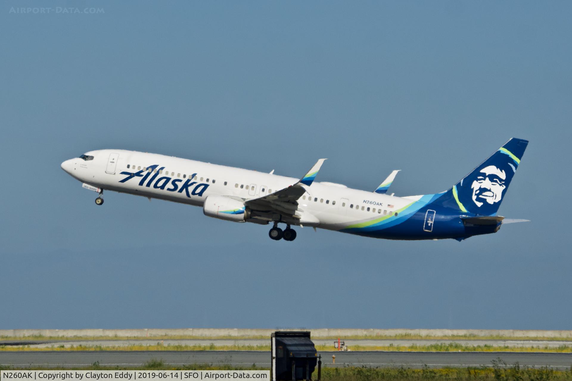 N260AK, 2016 Boeing 737-990/ER C/N 36349, Departing runway 01 SFO 2019.
