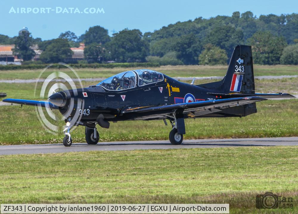 ZF343, 1991 Short S-312 Tucano T1 C/N S107/T78, 72 Squadron Tucano taxiing to runway 03 at RAF Linton on Ouse