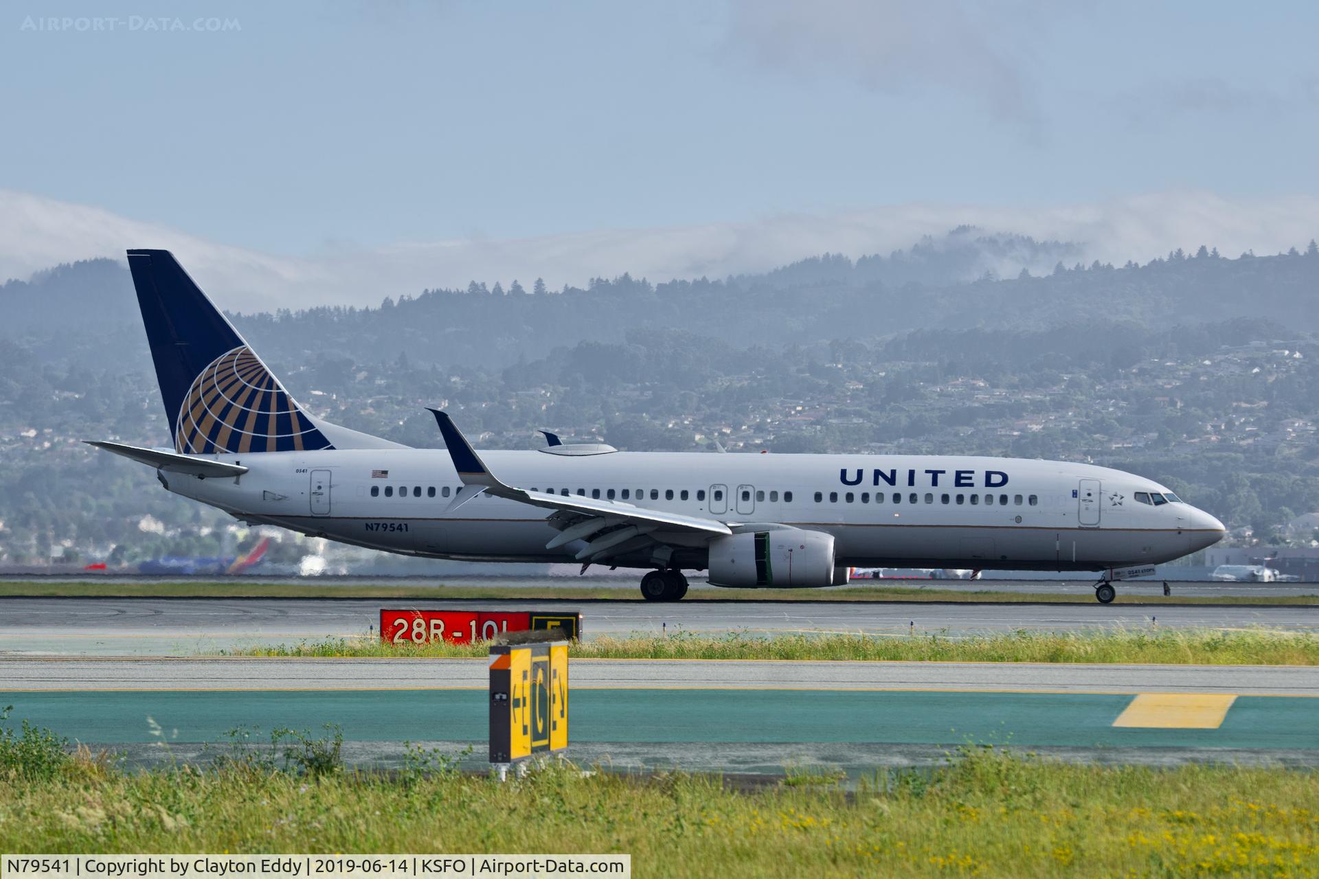 N79541, 2017 Boeing 737-824 C/N 63725, SFO 2019.