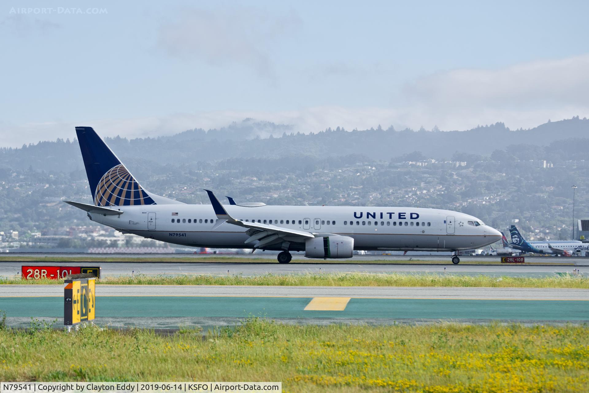 N79541, 2017 Boeing 737-824 C/N 63725, SFO 2019.