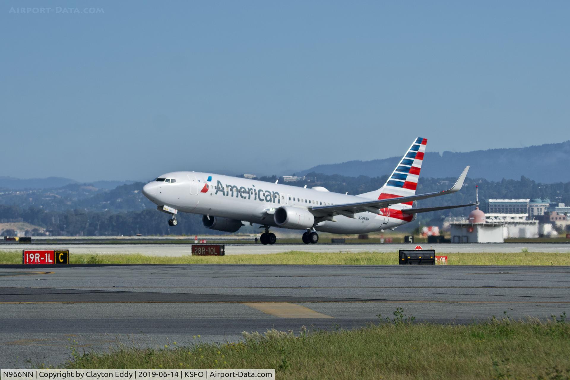 N966NN, 2015 Boeing 737-823 C/N 33240, Departing runway 01 SFO 2019.