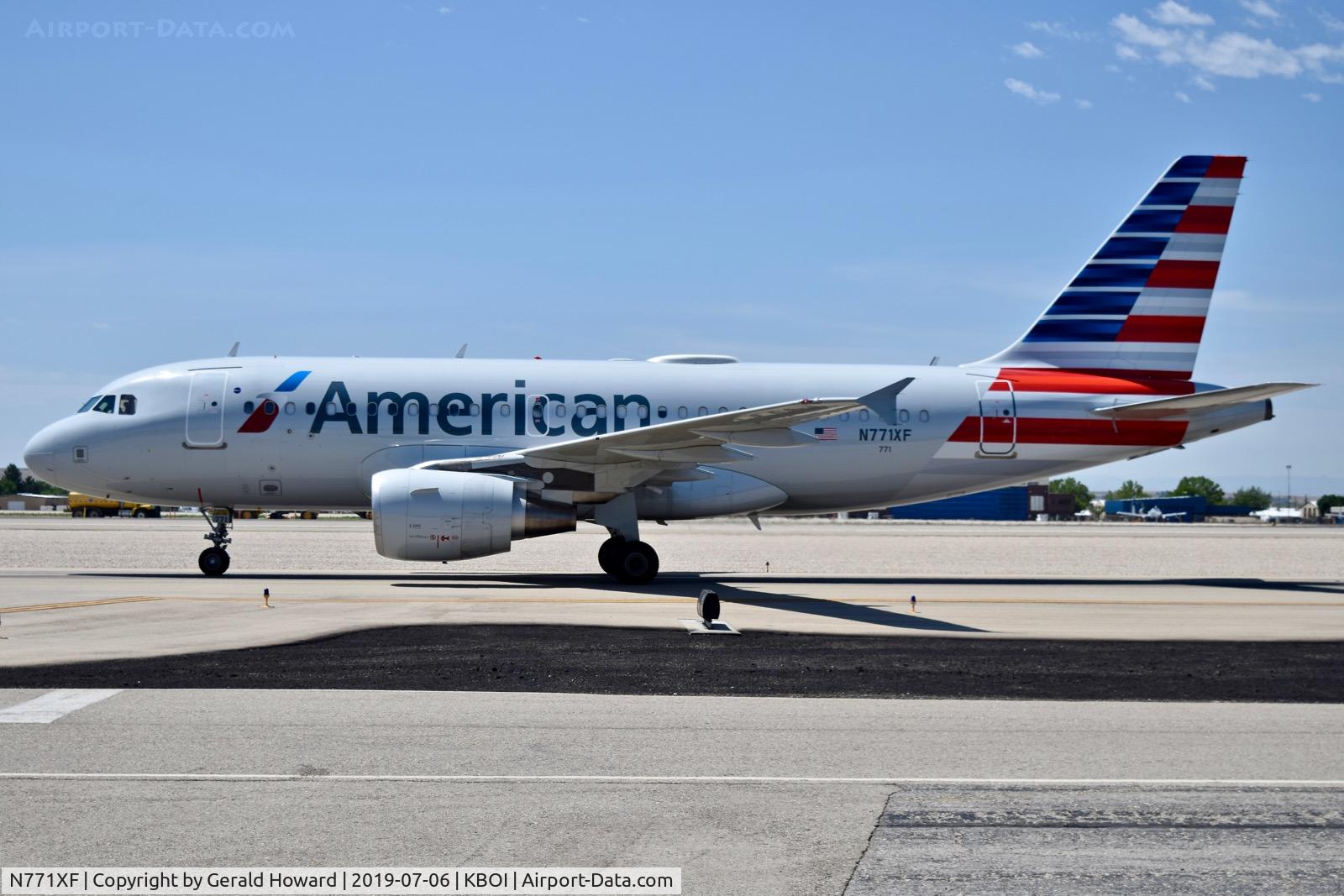 N771XF, 2003 Airbus A319-112 C/N 1980, Taxiing on Alpha.