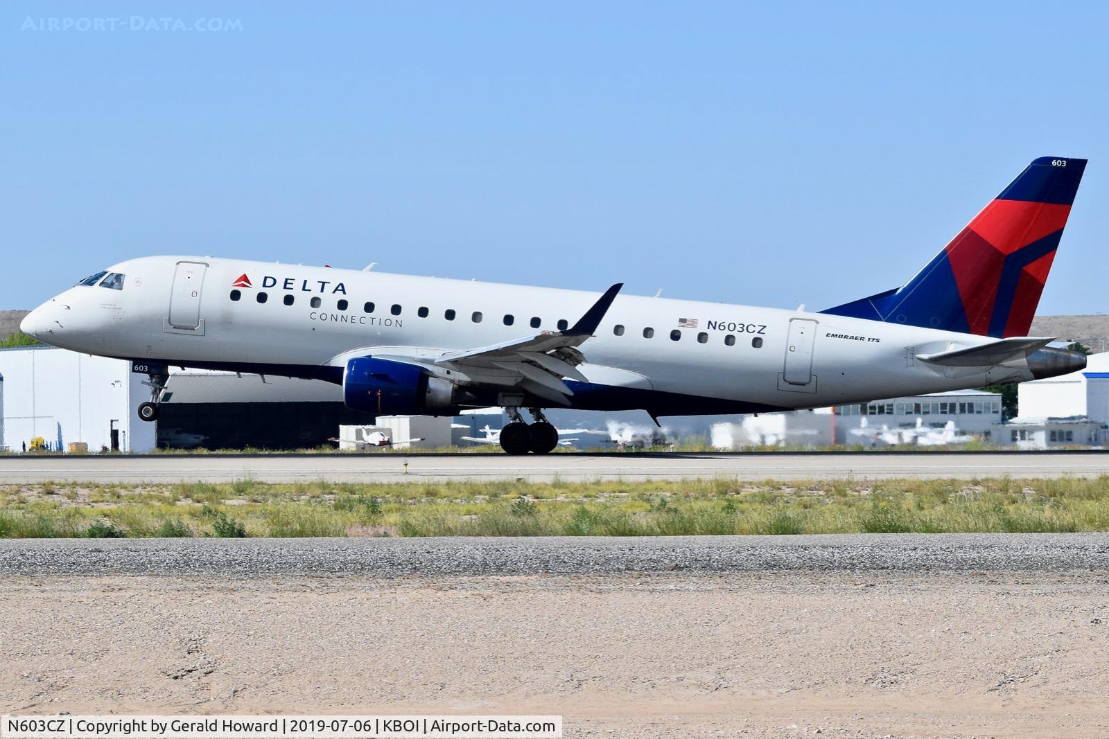 N603CZ, 2007 Embraer 175LR (ERJ-170-200LR) C/N 17000176, Landing RWY 10R.