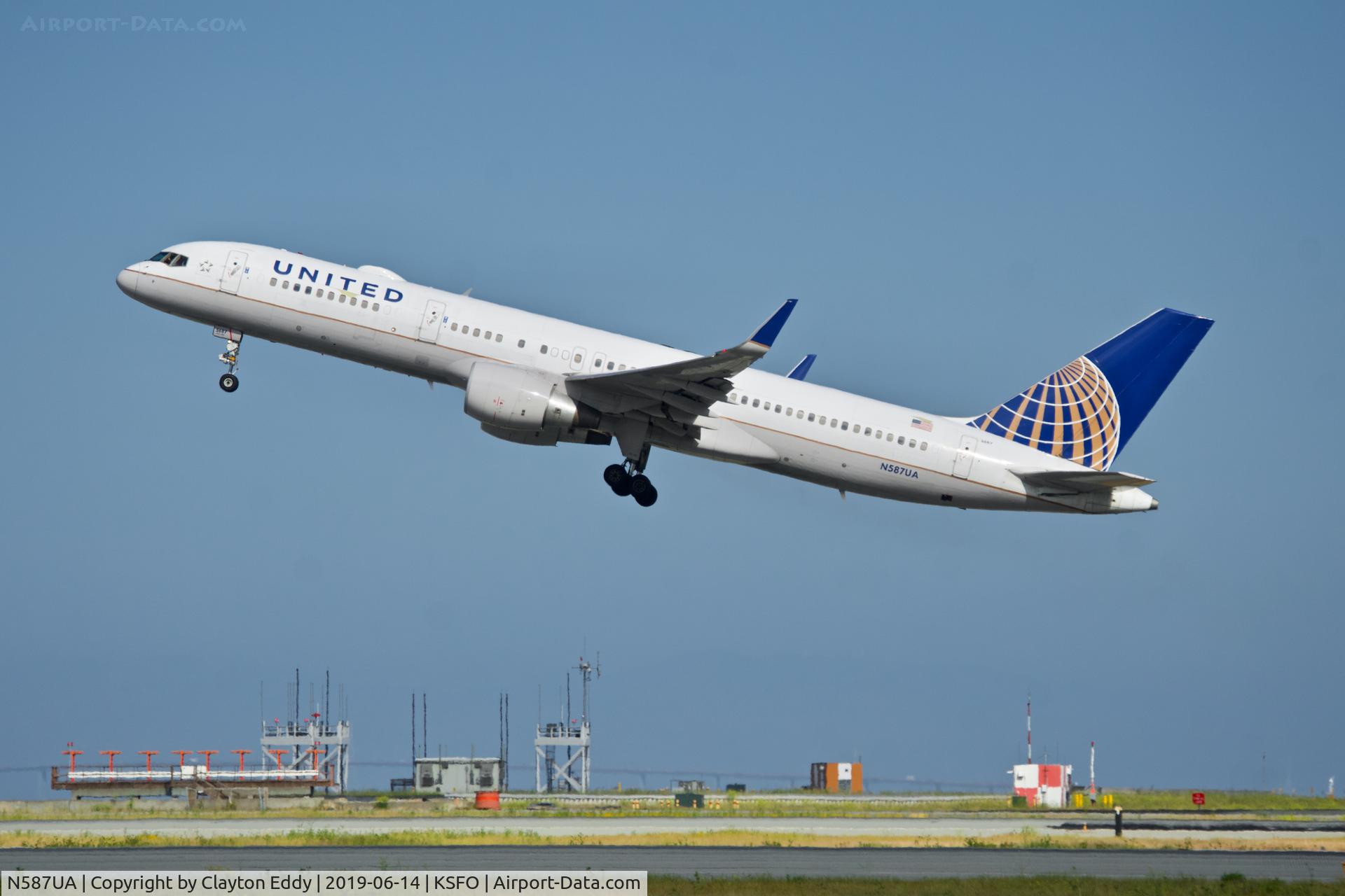 N587UA, 1993 Boeing 757-222 C/N 26713, Departing runway 01 SFO 2019.