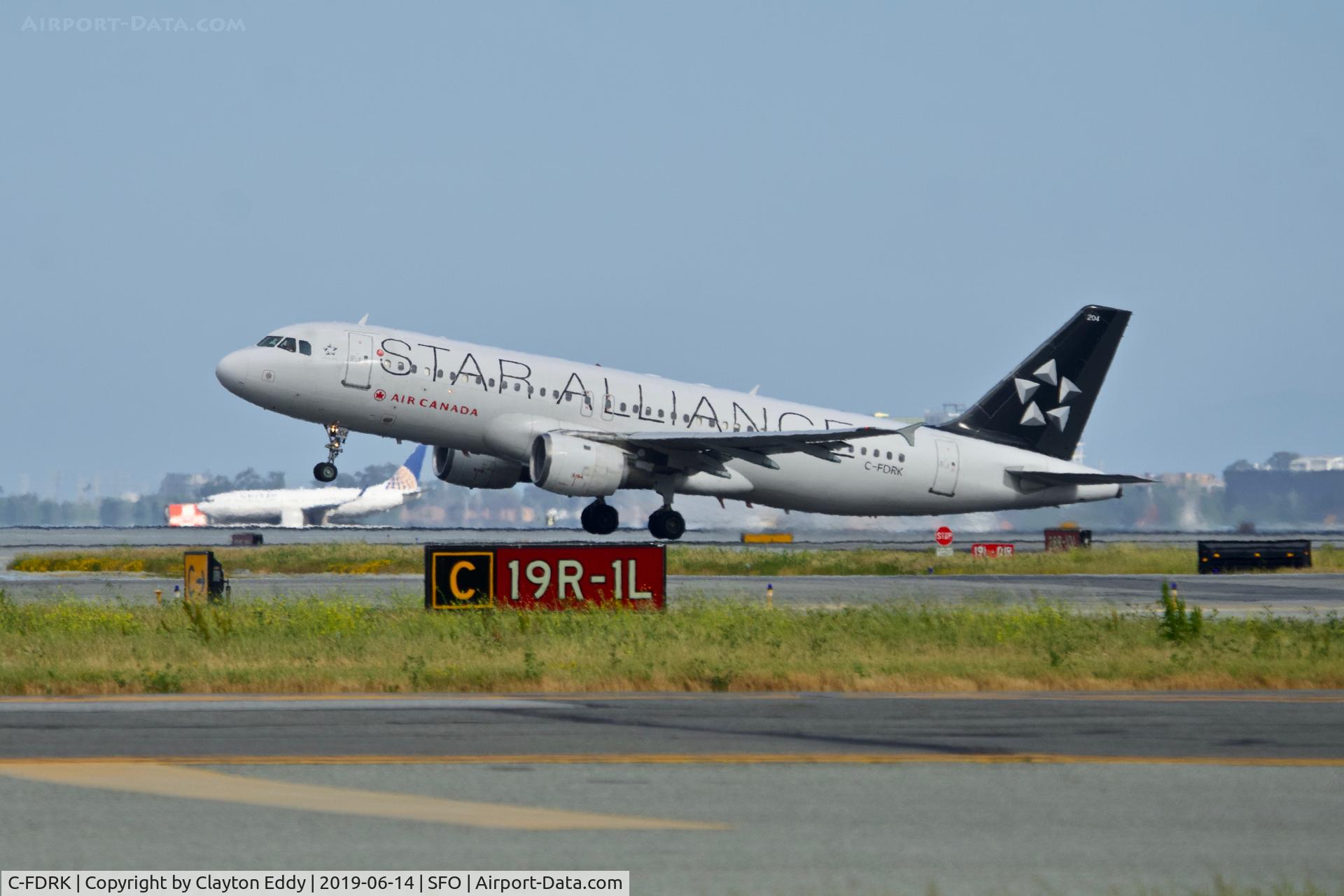 C-FDRK, 1990 Airbus A320-211 C/N 084, Departing runway 01 at San Francisco Airport 2019.