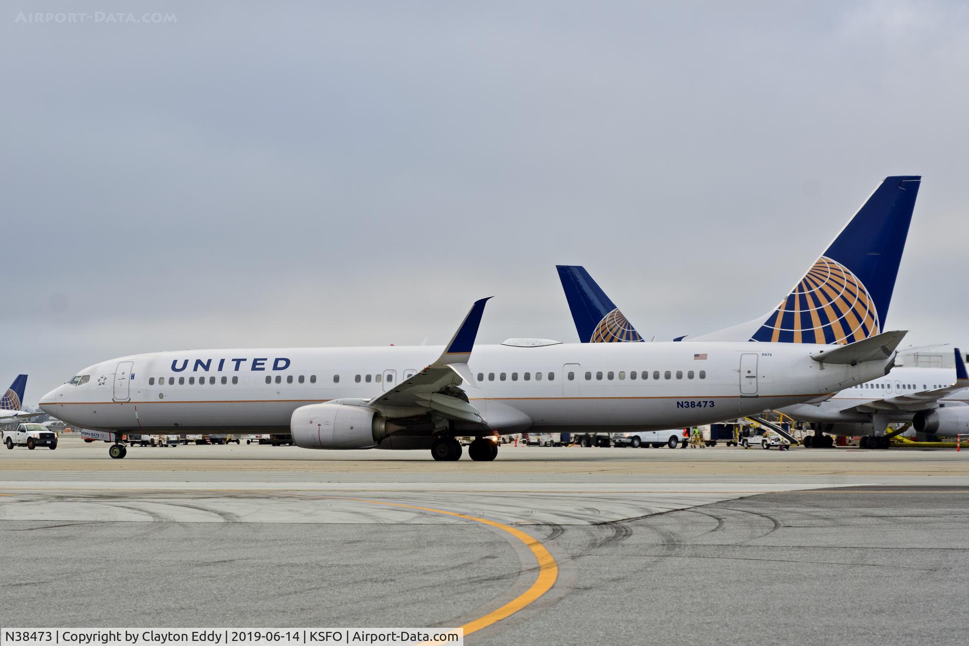 N38473, 2013 Boeing 737-924/ER C/N 38702, SFO 2019.