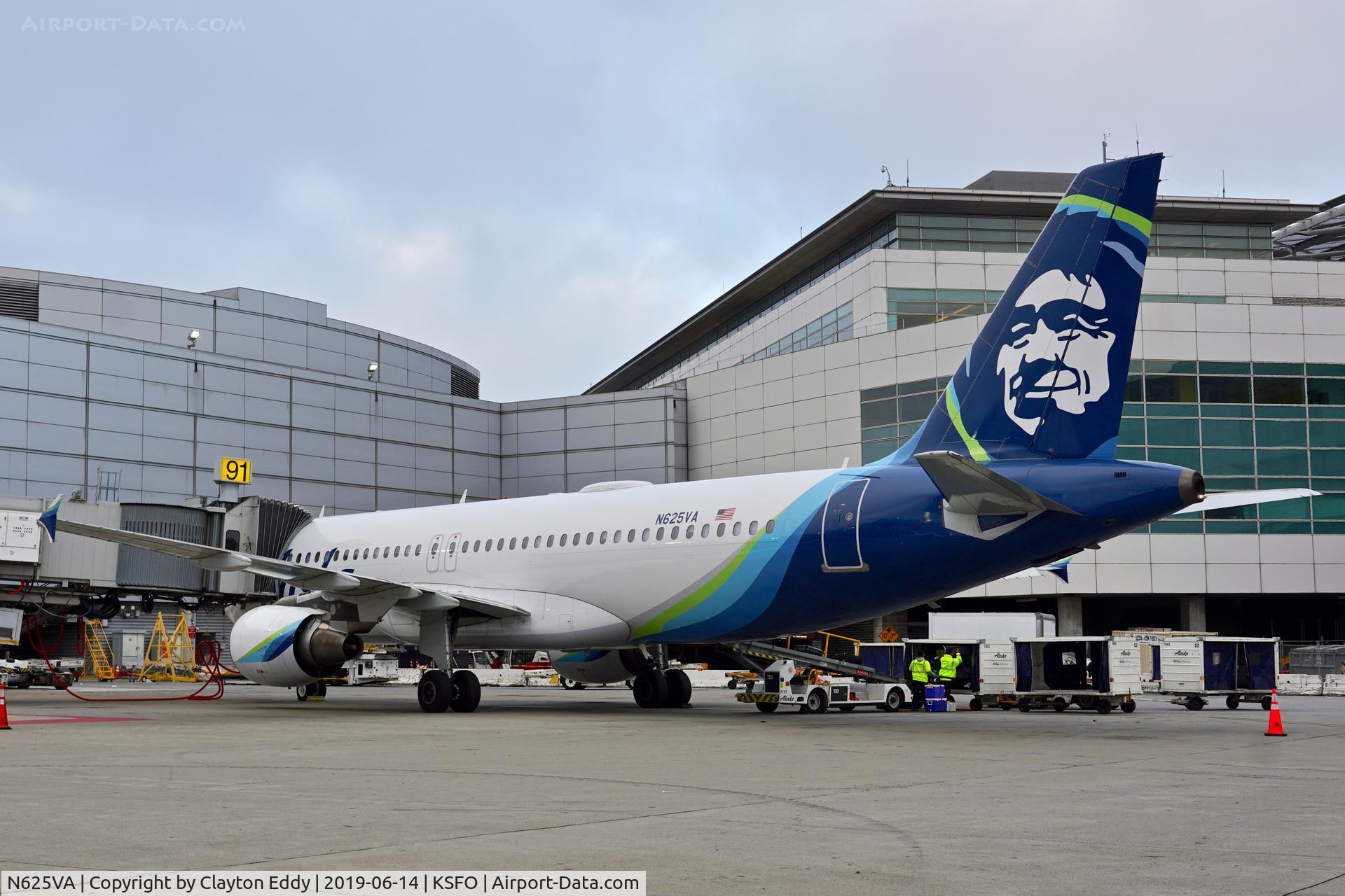 N625VA, 2006 Airbus A320-214 C/N 2800, SFO 2019.