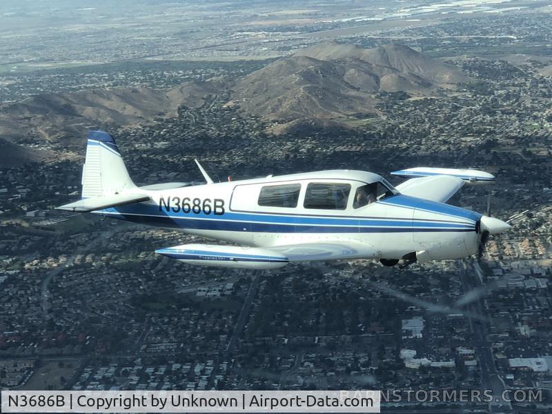 N3686B, 1962 Navion Rangemaster G C/N NAV-4-2419, In flight