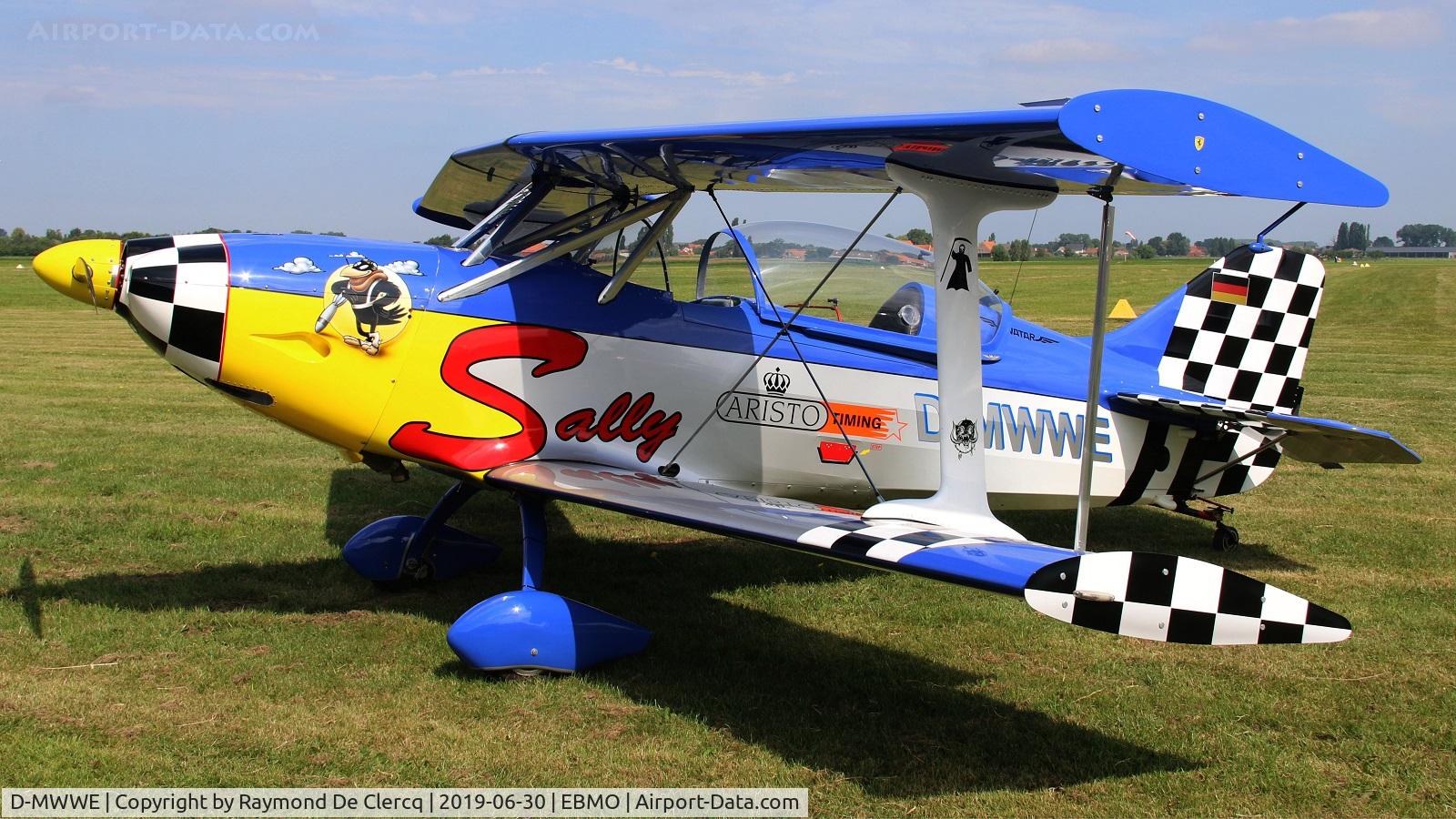 D-MWWE, 2001 FK Lightplanes FK-12 Comet C/N 012-40, At Moorsele Fly in.