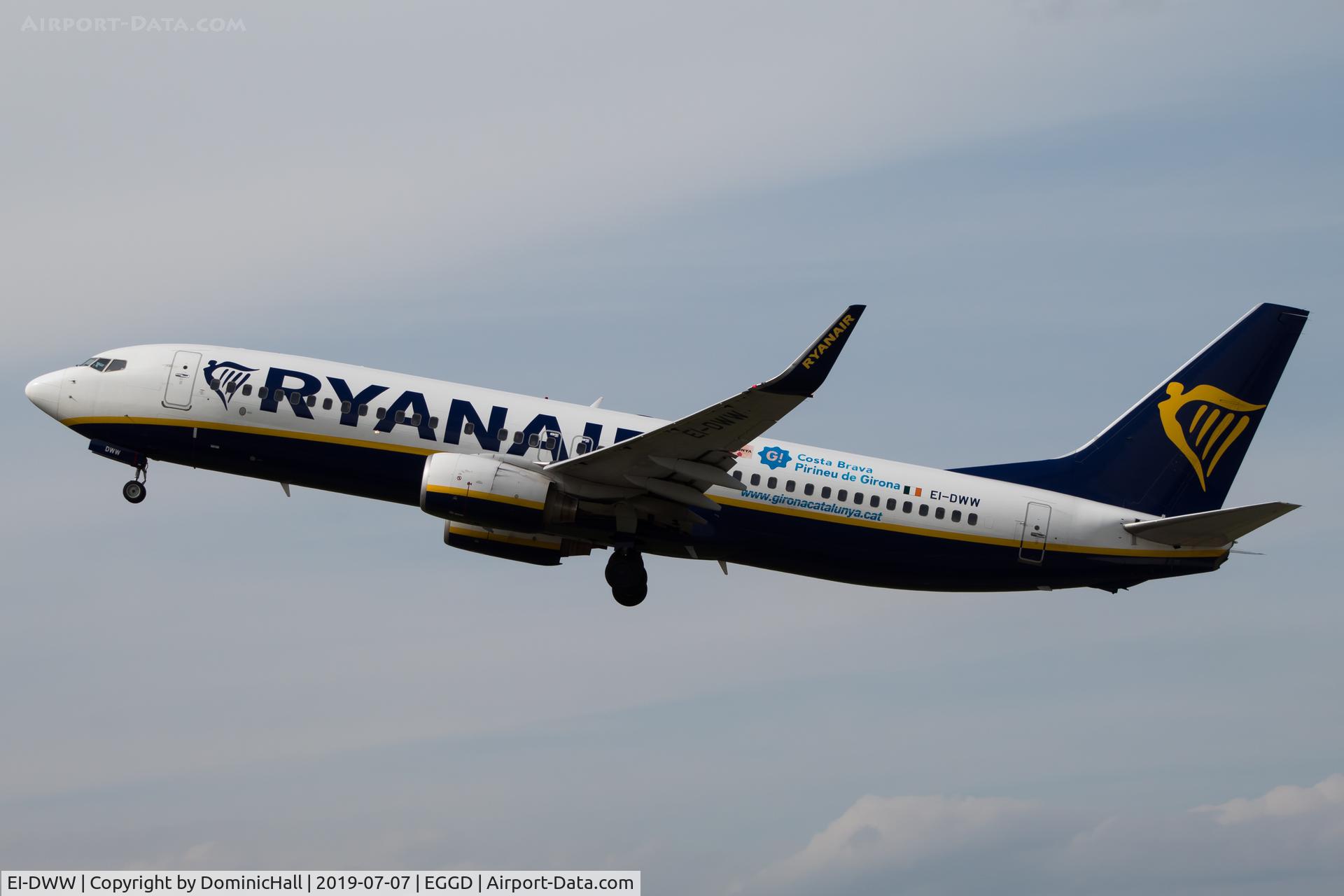 EI-DWW, 2008 Boeing 737-8AS C/N 33629, Deaprting RWY 27
