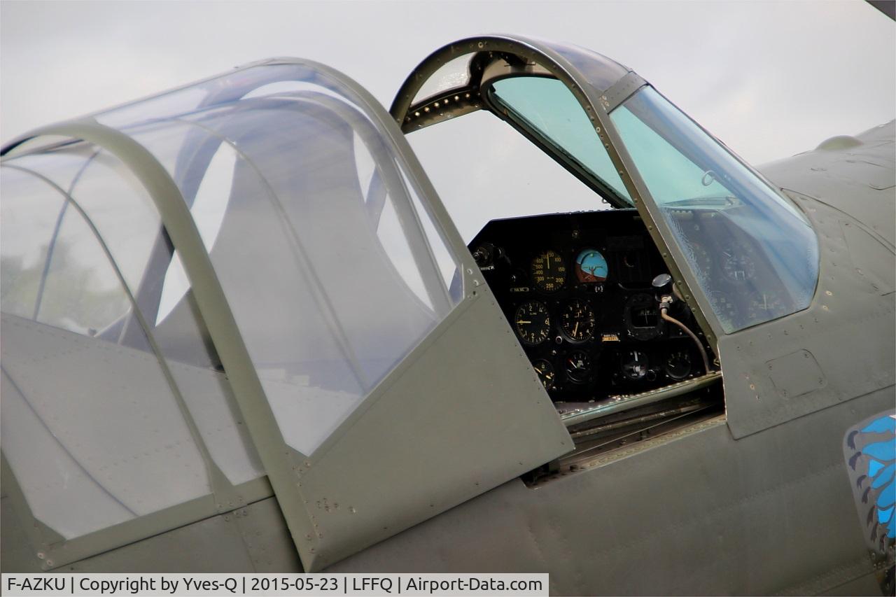 F-AZKU, 1942 Curtiss P-40N Warhawk C/N 29677, Curtiss P-40N Warhawk, Cockpit close up view, La Ferté-Alais Airfield (LFFQ) Air Show 2015