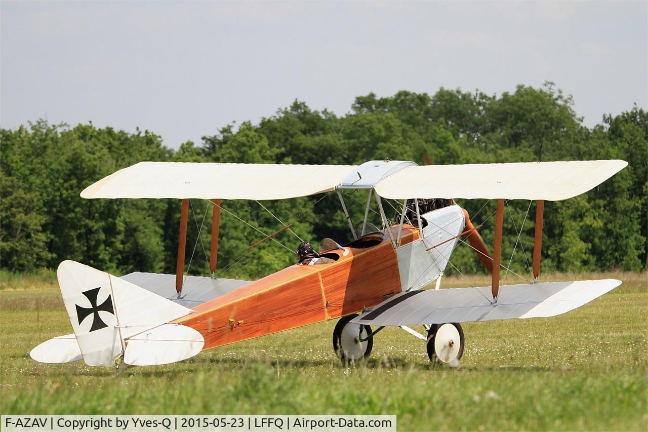 F-AZAV, LFG Roland C.II C/N 005, LFG C2, Taxiing to parking area, La Ferté-Alais airfield (LFFQ) Airshow 2015