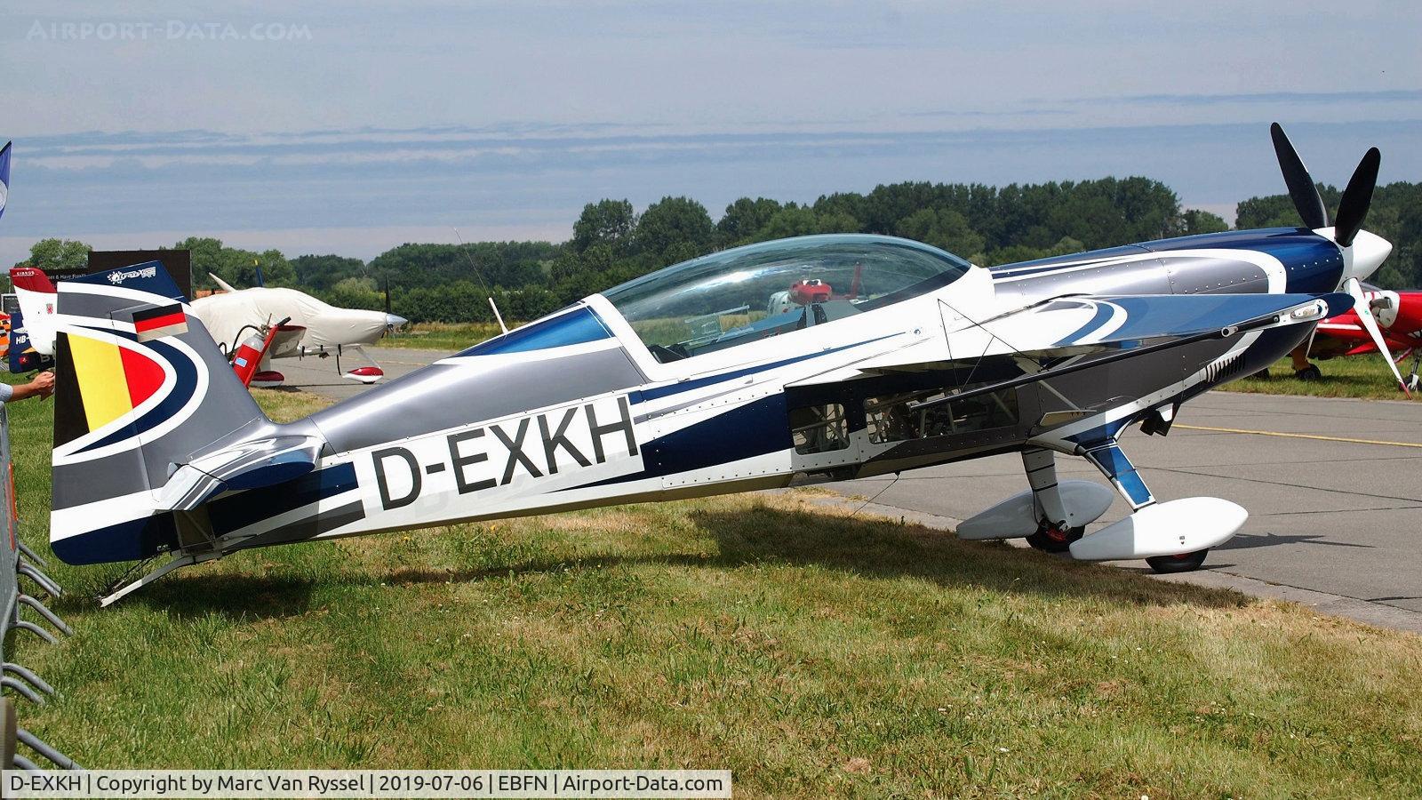 D-EXKH, Extra EA-300 C/N 039, Aerobatic Championships at Koksijde.