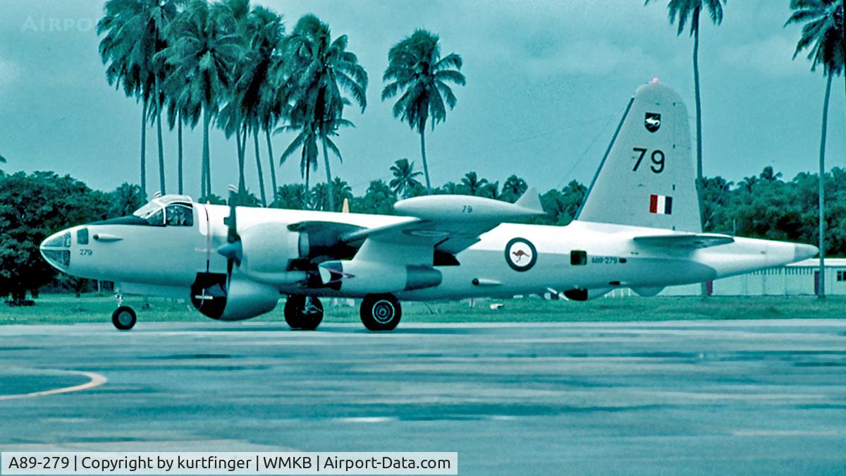 A89-279, Lockheed SP-7H C/N 7279, Lockheed SP2H Lockheed P2H A89-279 10 sqn Butterworth 10 sqn Butterworth 1975.