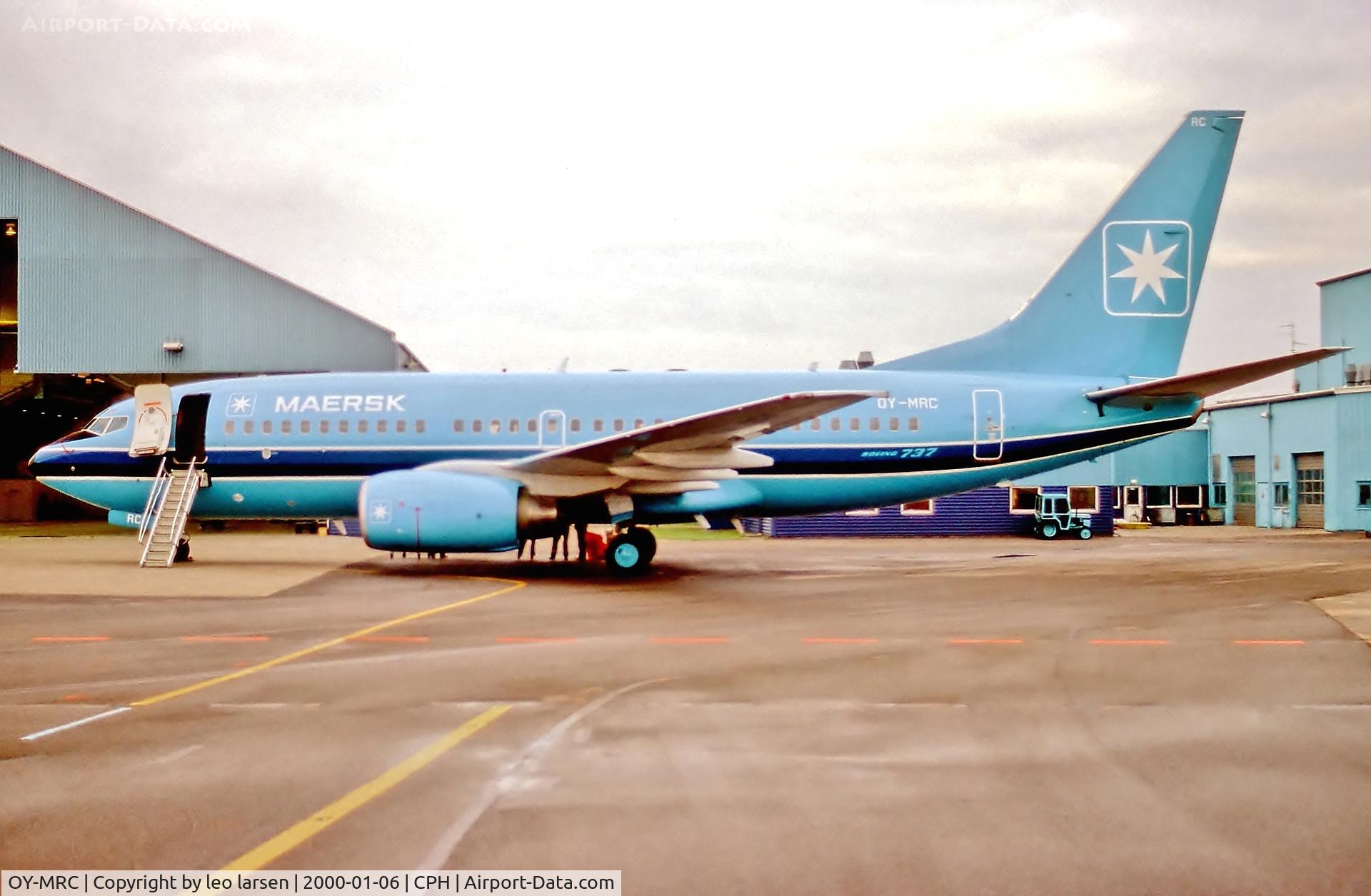 OY-MRC, 1997 Boeing 737-7L9 C/N 28006, Copenhagen 6.1.2000