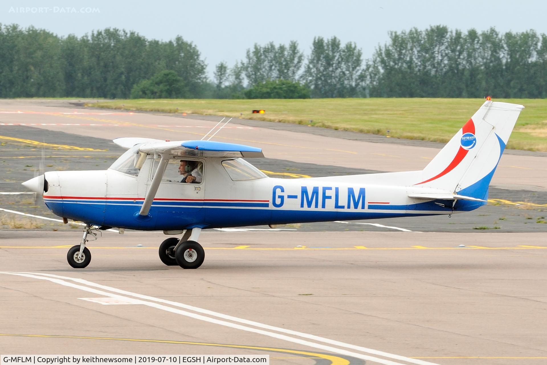 G-MFLM, 1977 Reims F152 C/N 1451, Return Visitor.