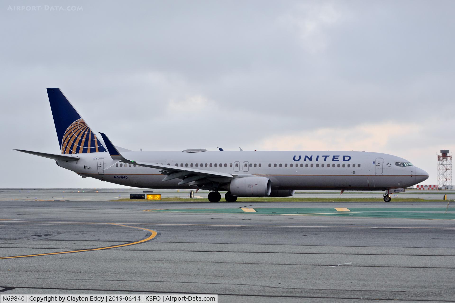 N69840, 2015 Boeing 737-924/ER C/N 42181, SFO 2019.