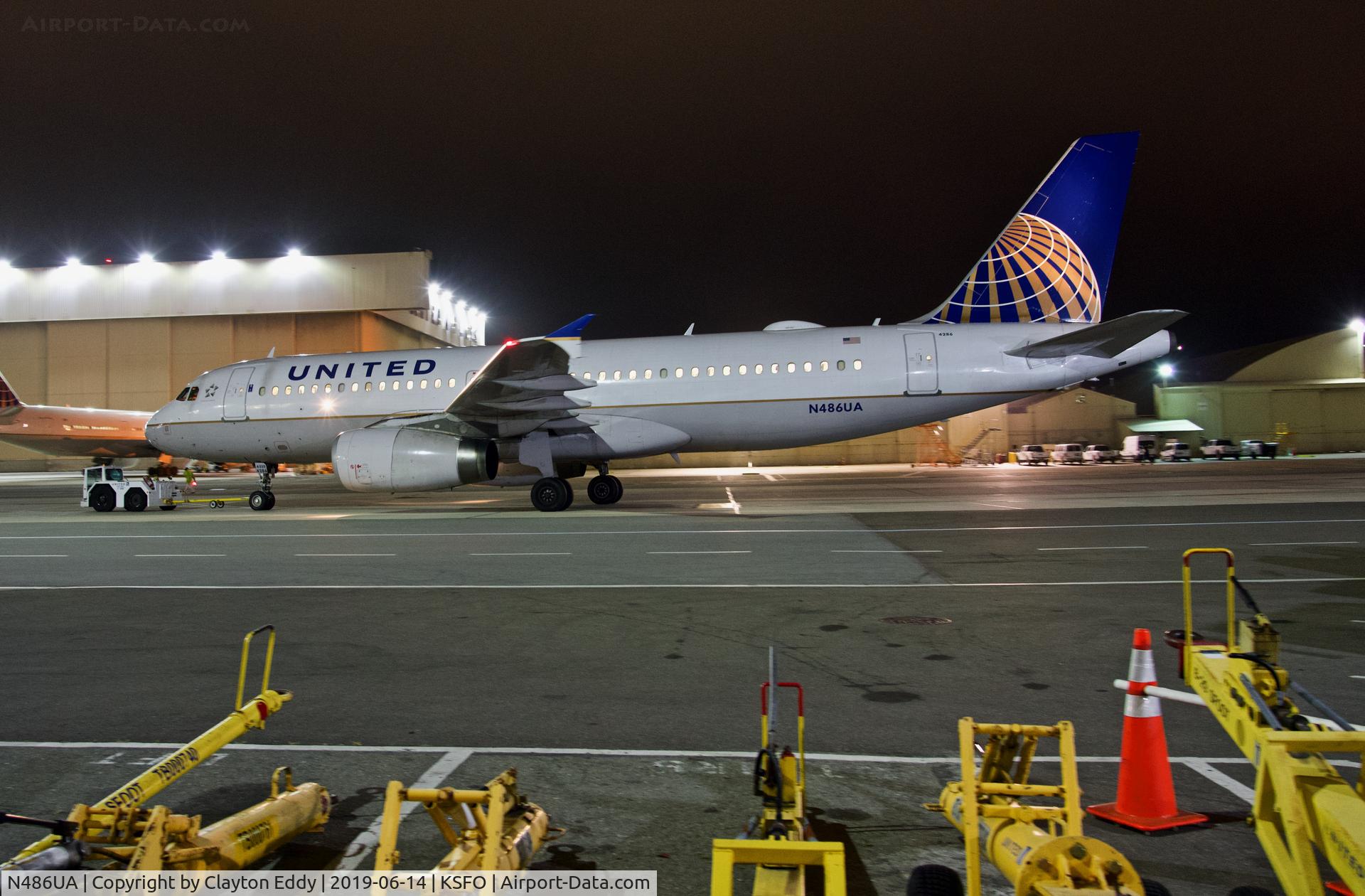 N486UA, 2001 Airbus A320-232 C/N 1620, SFO 2019.