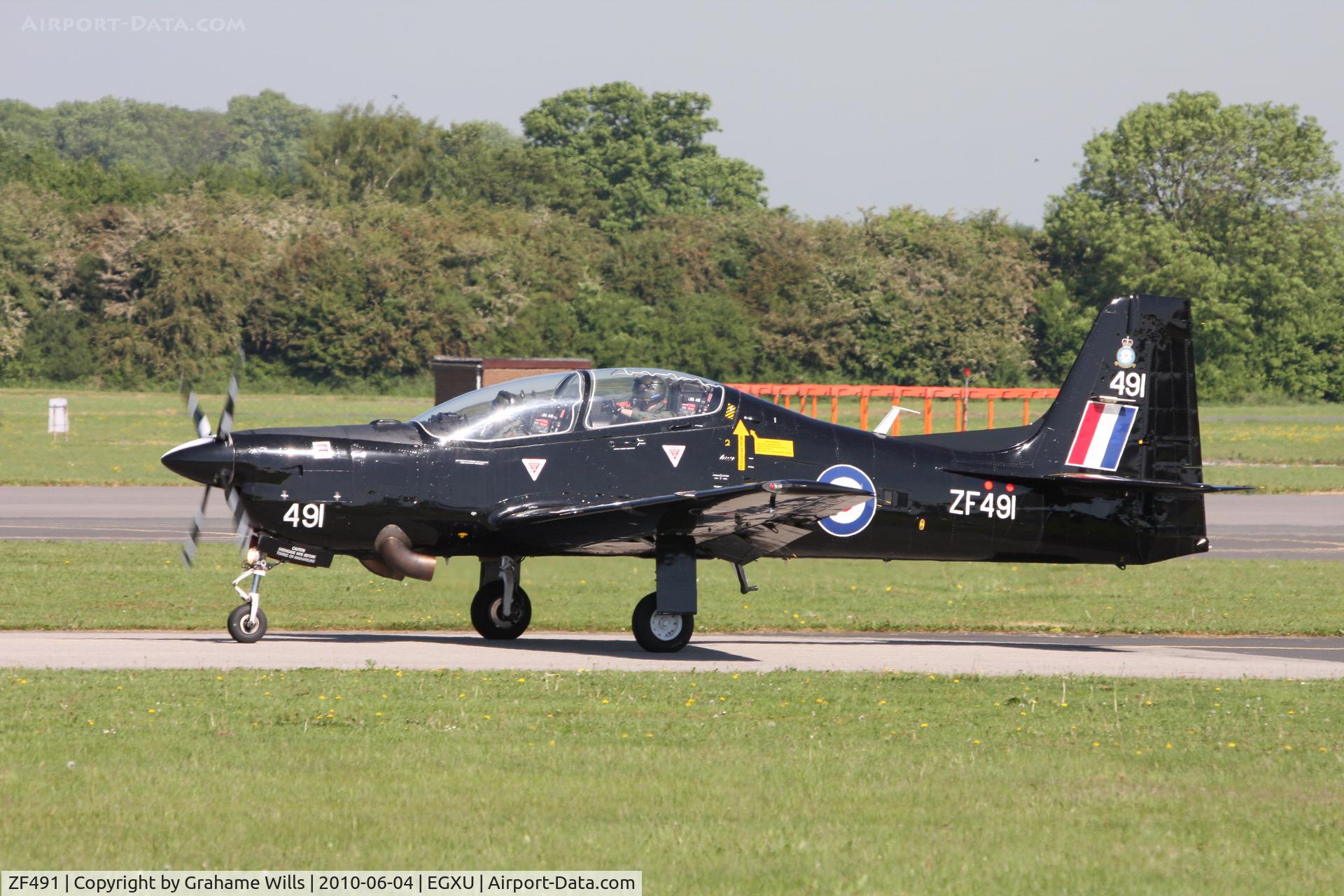 ZF491, 1992 Short S-312 Tucano T1 C/N S152/T123, Shorts Tucano T1 ZF491 1 FTS RAF, Linton-on-Ouse 4/6/10