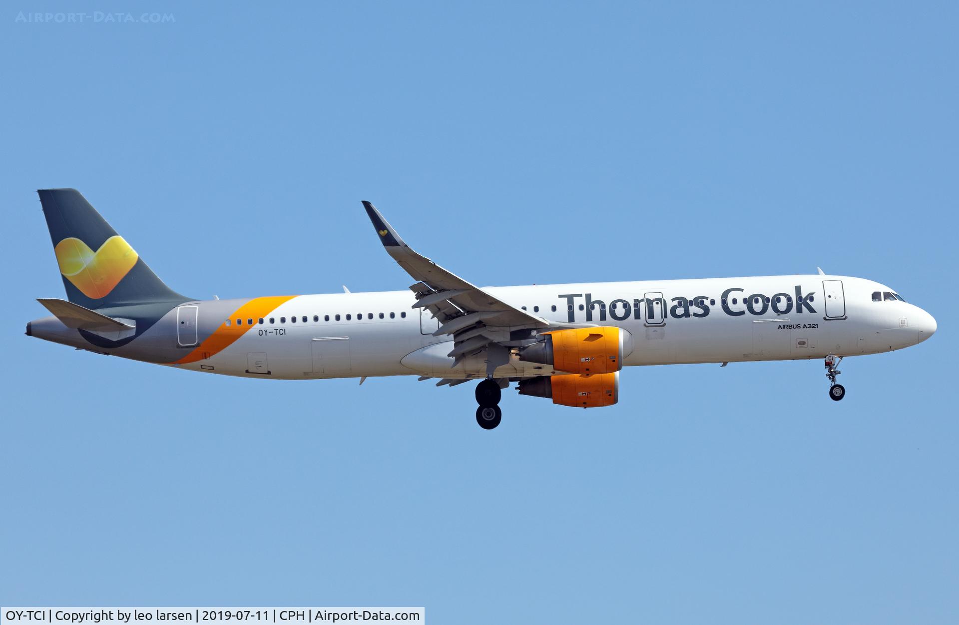 OY-TCI, 2015 Airbus A321-211 C/N 6468, Copenhagen 11.7.2019 L/D R-22L