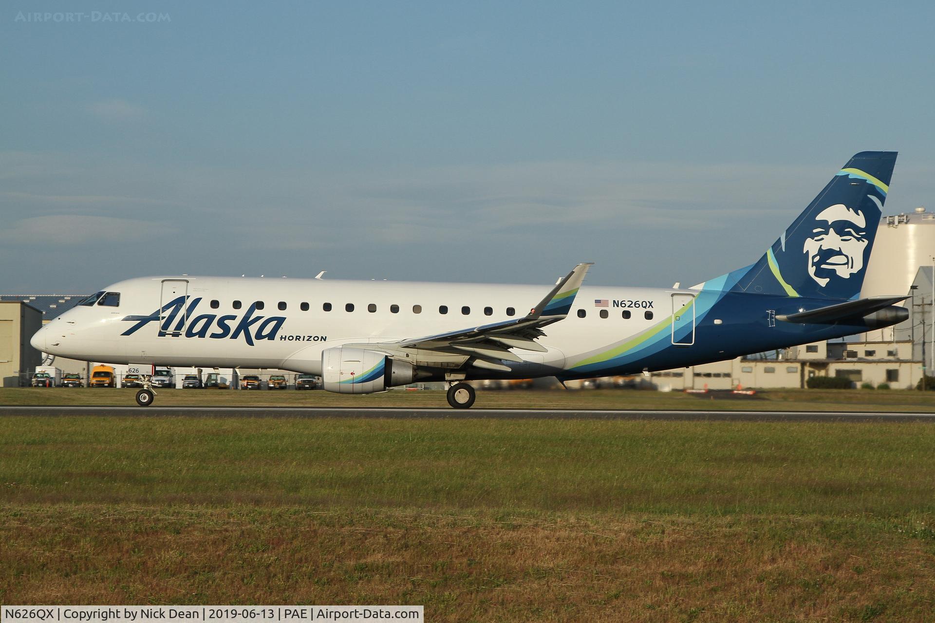 N626QX, 2017 Embraer 175LR (ERJ-170-200LR) C/N 17000669, PAE/KPAE