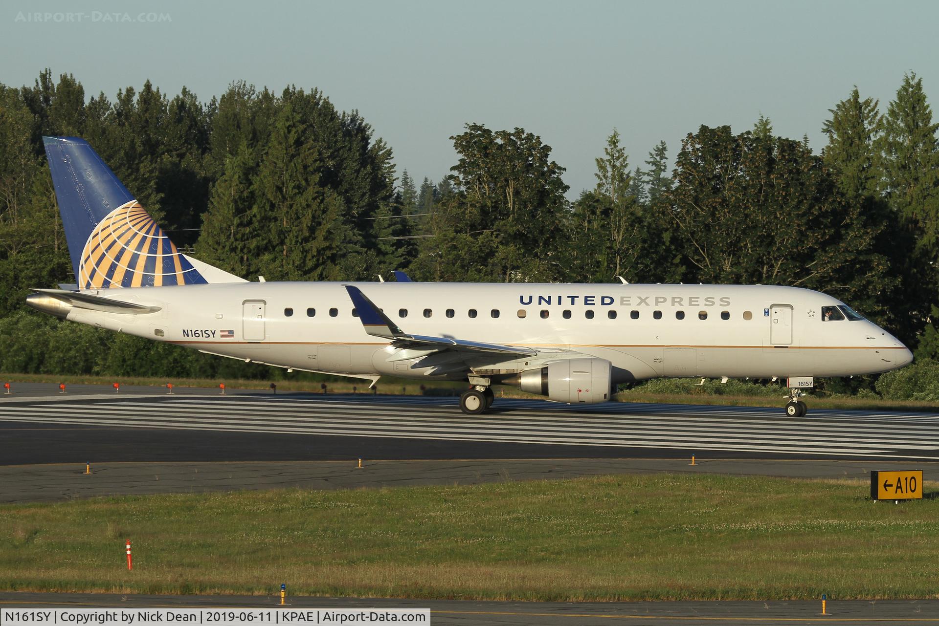 N161SY, 2016 Embraer 175LR (ERJ-170-200LR) C/N 17000569, PAE/KPAE