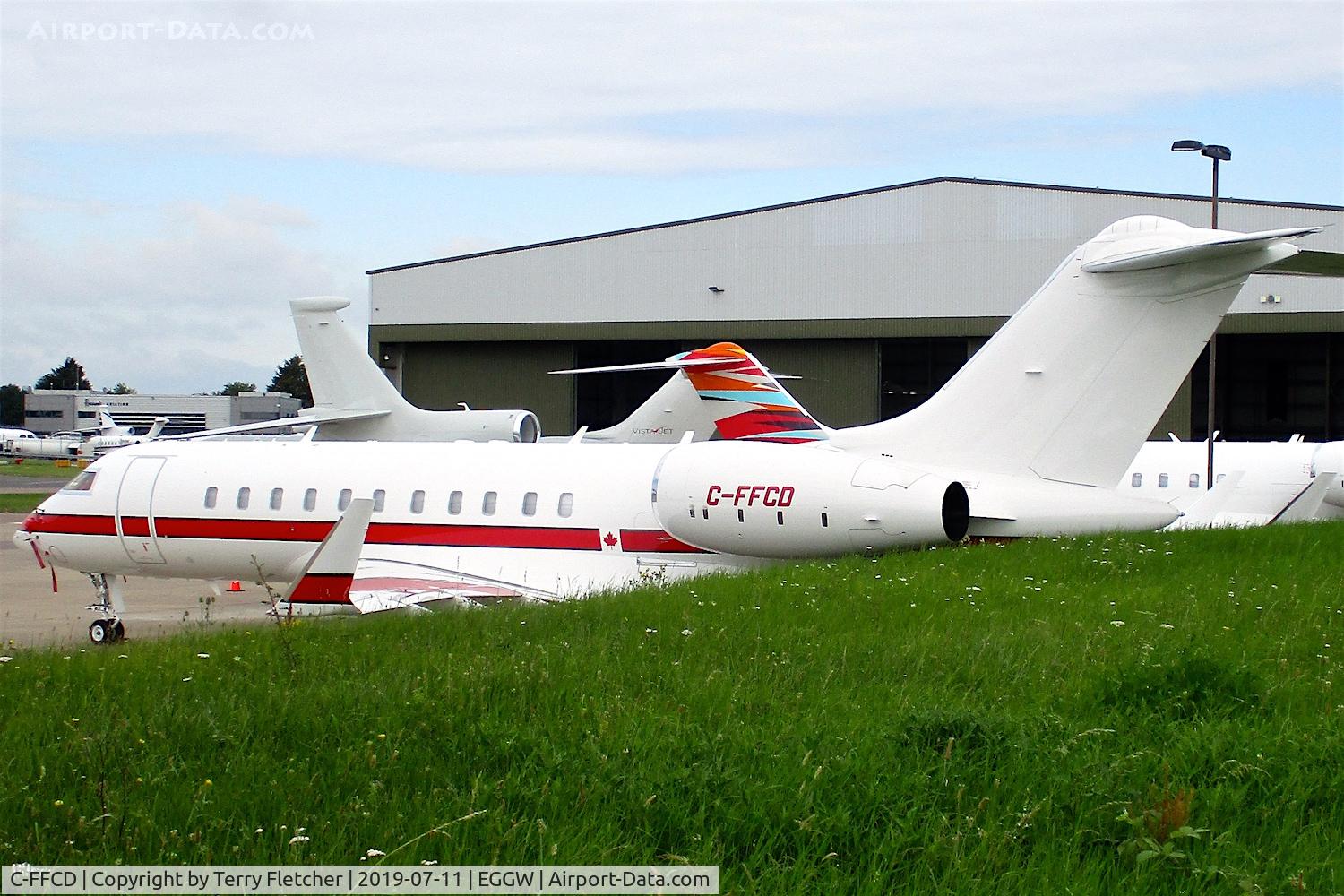 C-FFCD, 2006 Bombardier BD-700-1A11 Global 5000 C/N 9188, At Luton