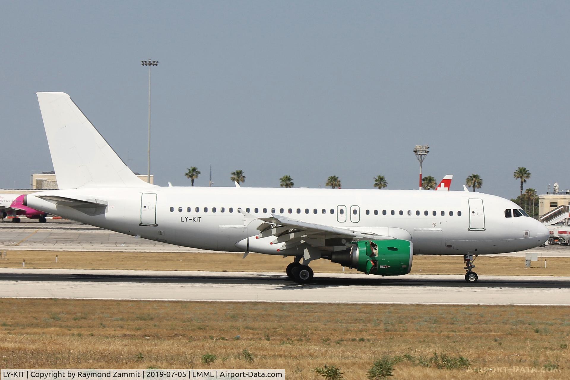 LY-KIT, 2011 Airbus A319-112 C/N 4663, A319 LY-KIT Getjets