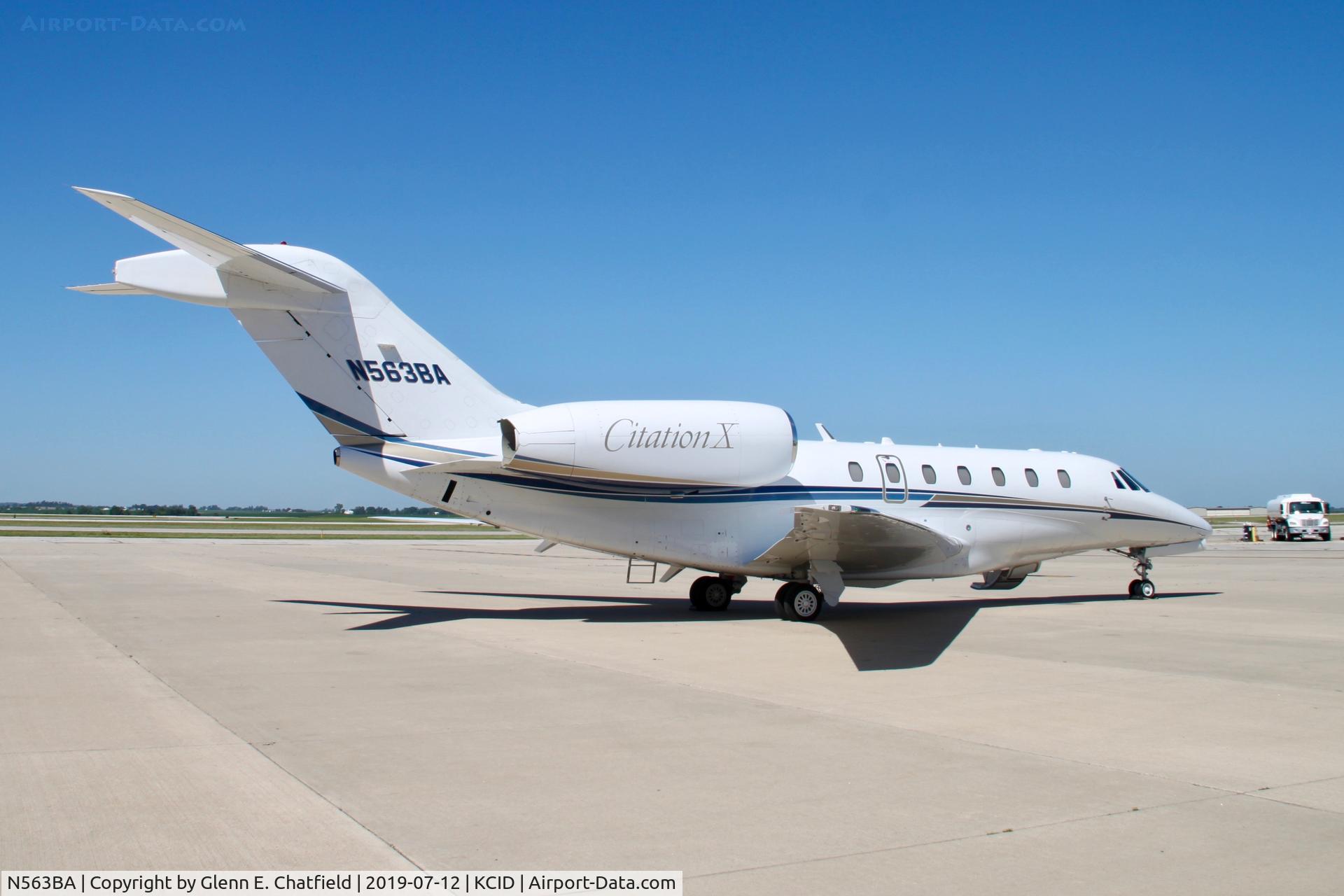 N563BA, 2001 Cessna 750 Citation X C/N 750-0169, On the Signature Ramp.