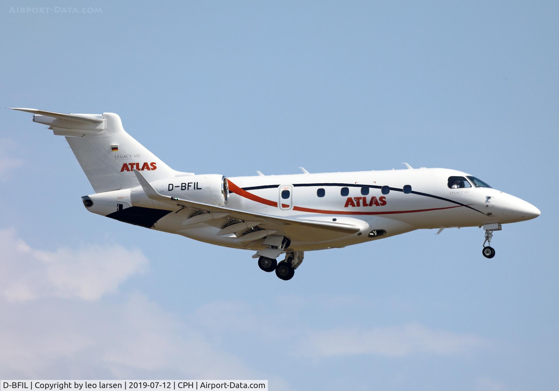 D-BFIL, 2016 Embraer EMB-545 Legacy 450 C/N 55010015, Copenhagen 12.7.2019 L/D R-22L