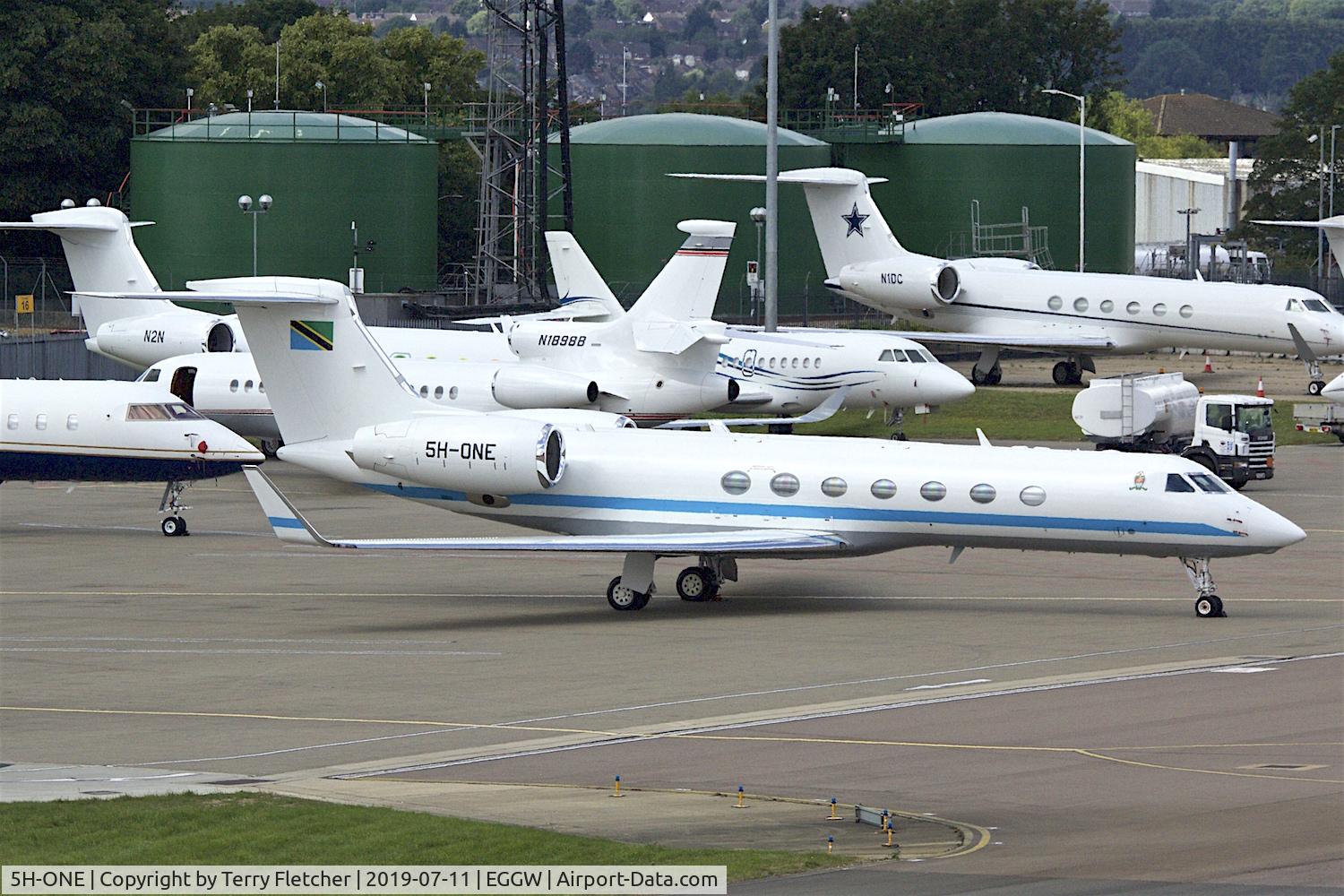 5H-ONE, 2003 Gulfstream Aerospace GV-SP (G550) C/N 5030, at Luton