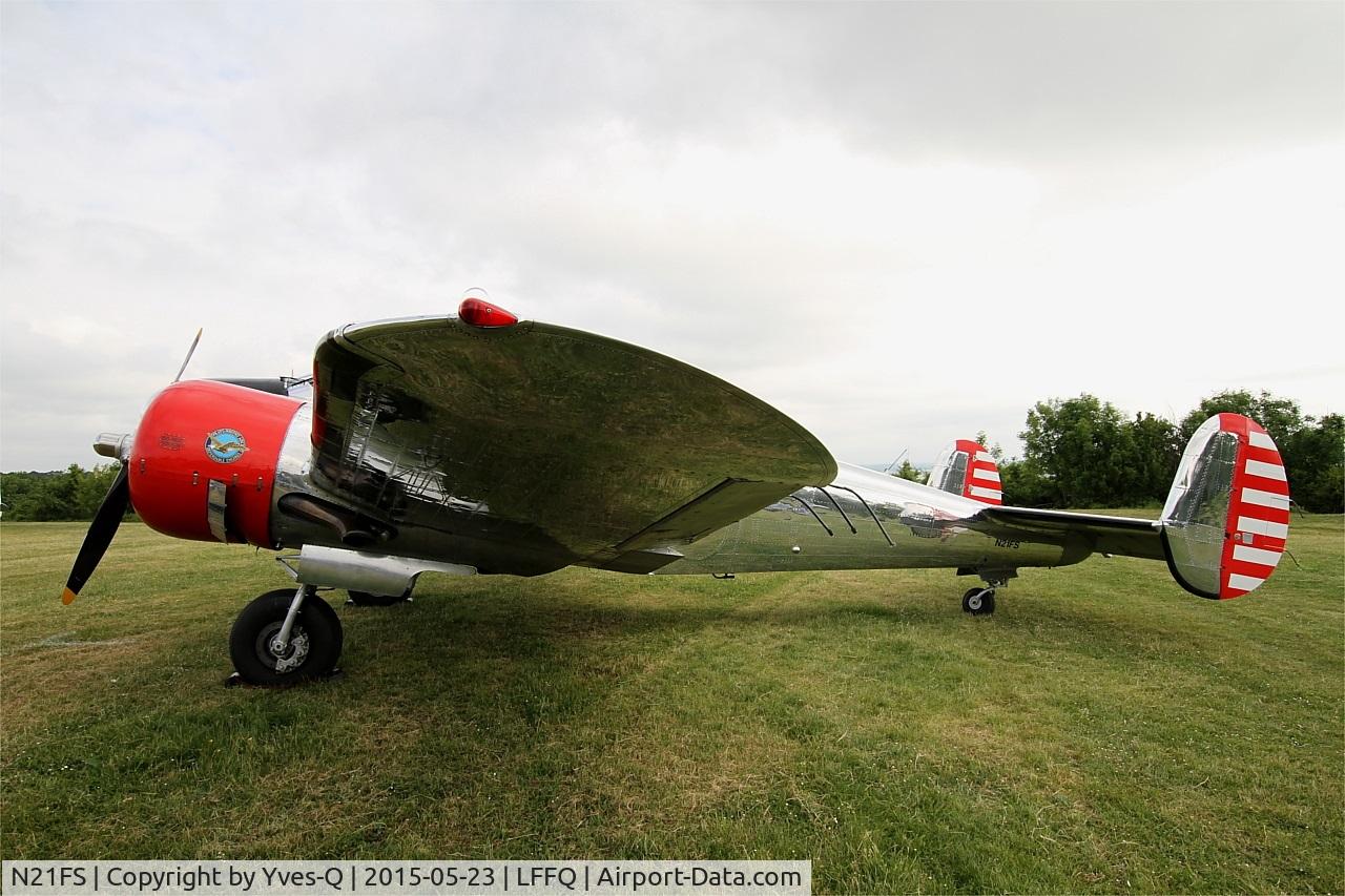 N21FS, 1952 Beech Expeditor 3NM C/N CA-138, Beech 3NM, Static display, La Ferté-Alais (LFFQ) Air show 2015