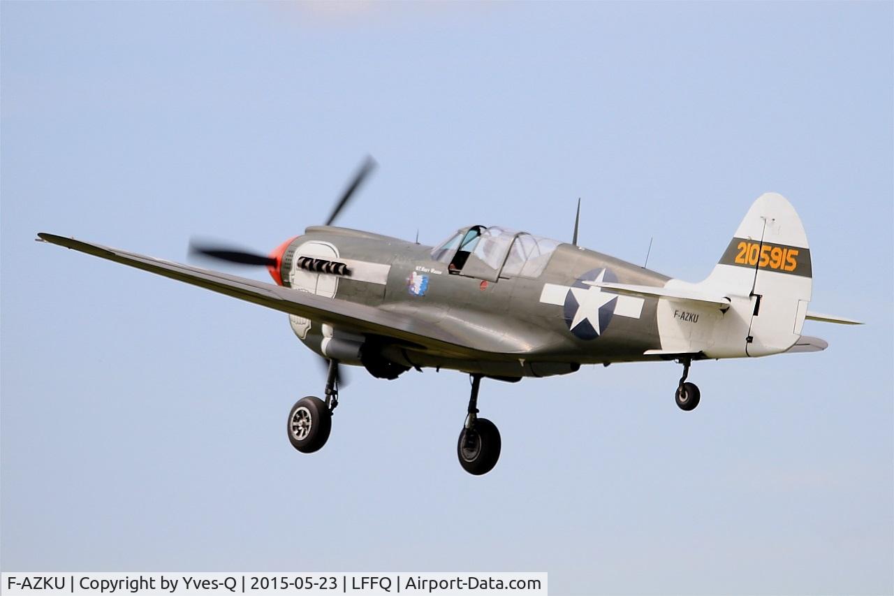 F-AZKU, 1942 Curtiss P-40N Warhawk C/N 29677, Curtiss P-40N Warhawk, Take off, La Ferté-Alais (LFFQ) Air show 2015