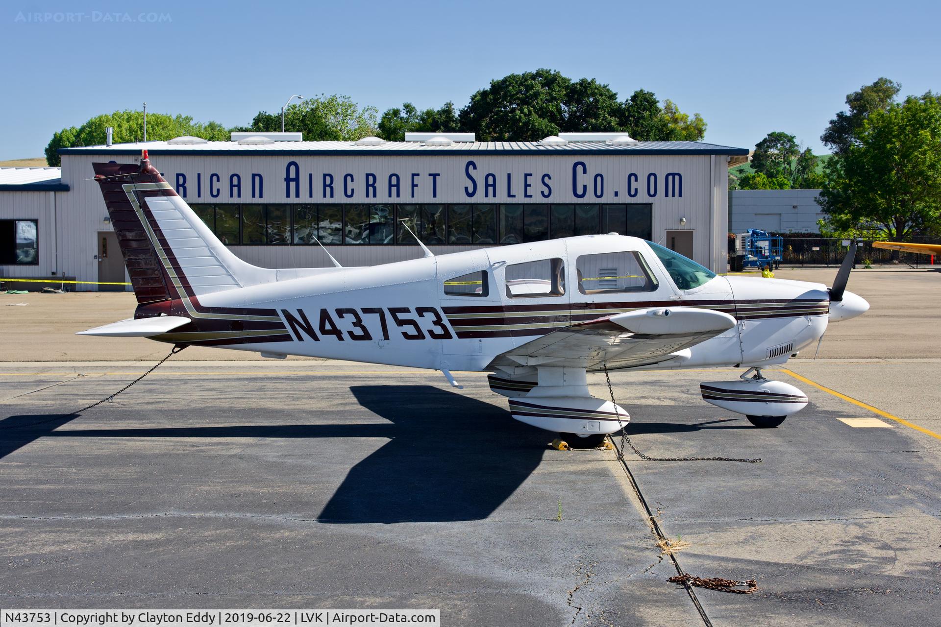 N43753, 1977 Piper PA-28-181 C/N 28-7890009, Livermore Airport California 2019.