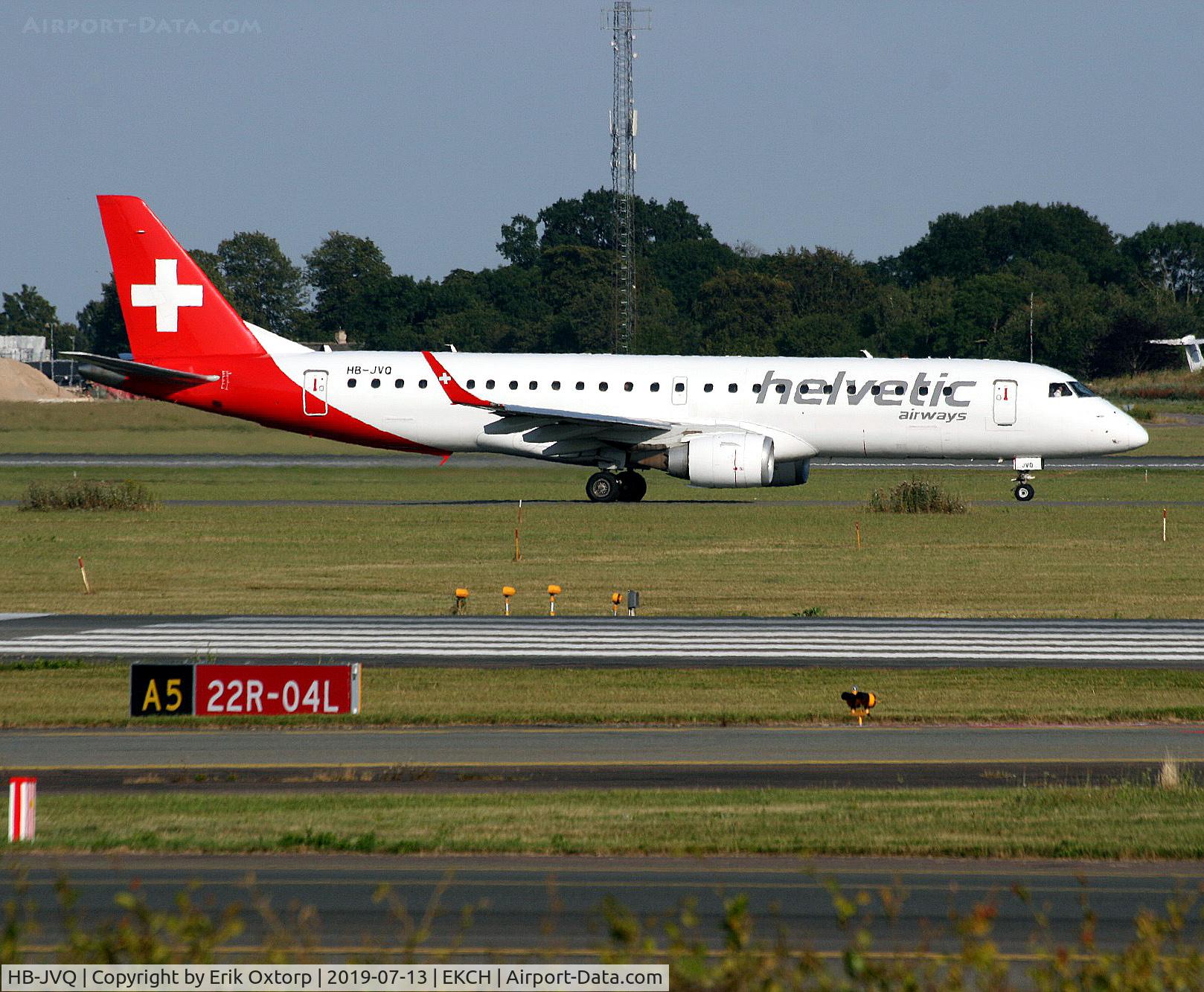 HB-JVQ, 2011 Embraer 190LR (ERJ-190-100LR) C/N 19000420, HB-JVQ taxi for takeoff rw 04R