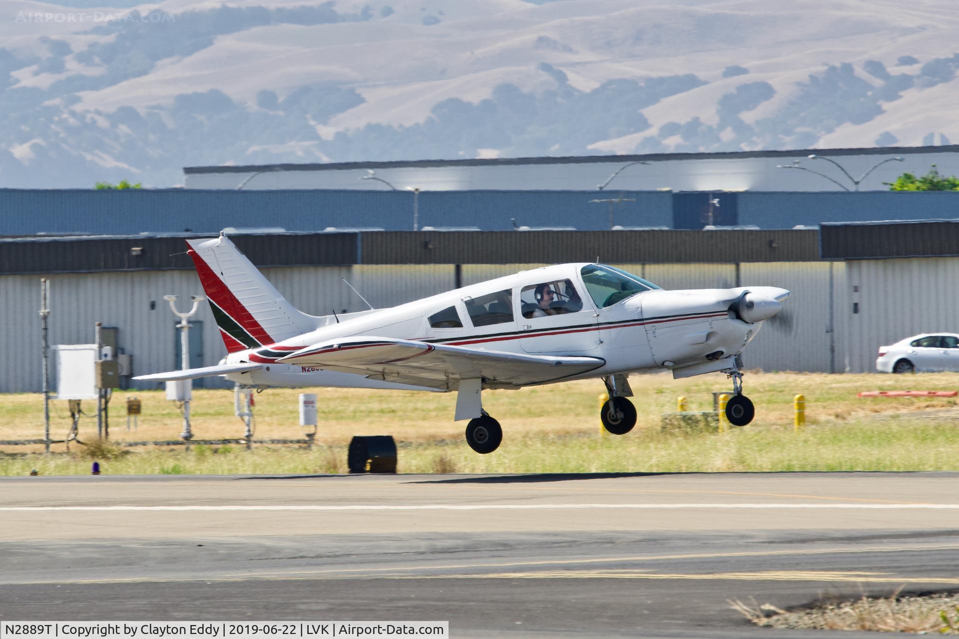 N2889T, 1972 Piper PA-28R-200 C/N 28R-7235154, Livermore Airport California 2019.